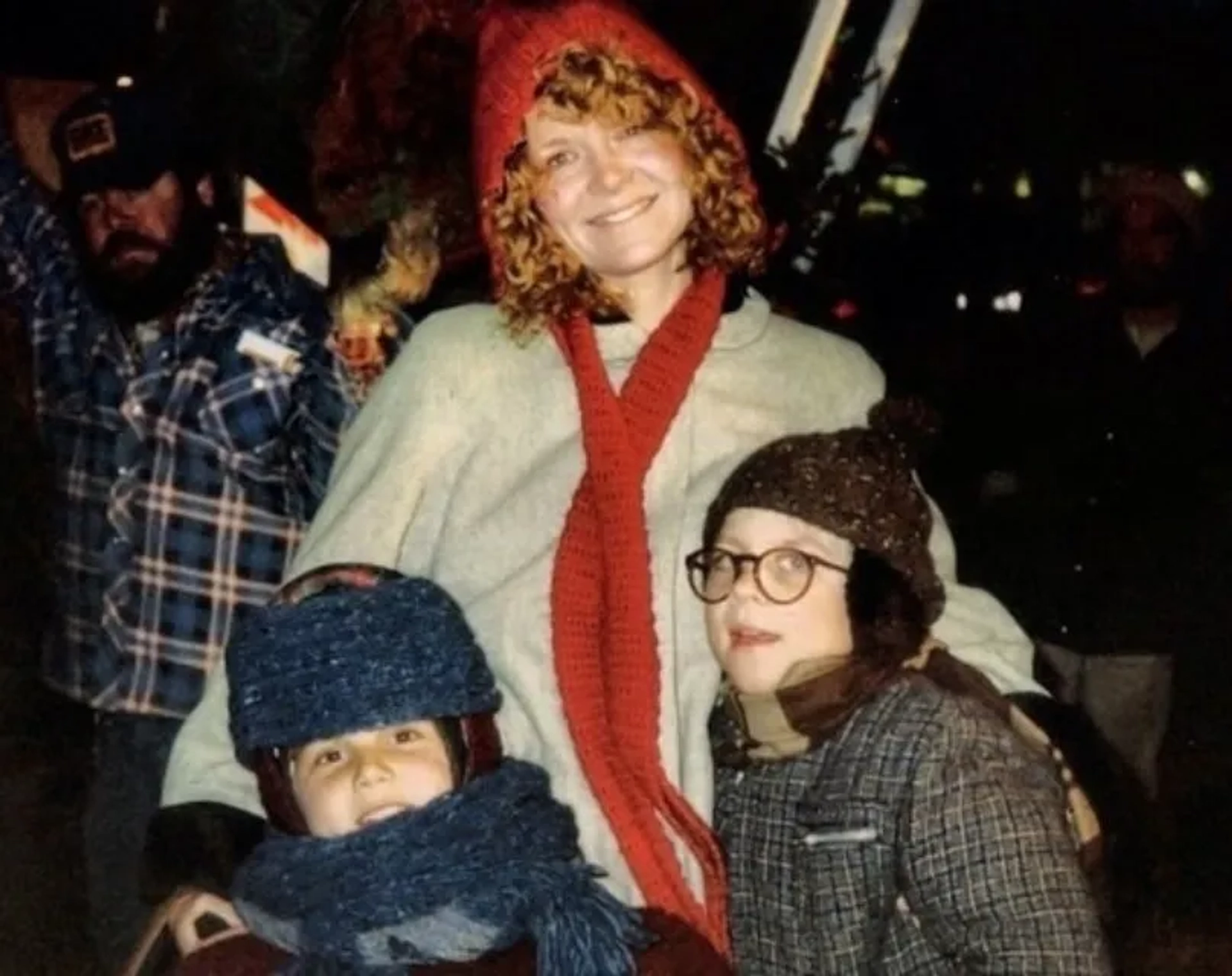 Peter Billingsley, Melinda Dillon, and Ian Petrella in A Christmas Story (1983)