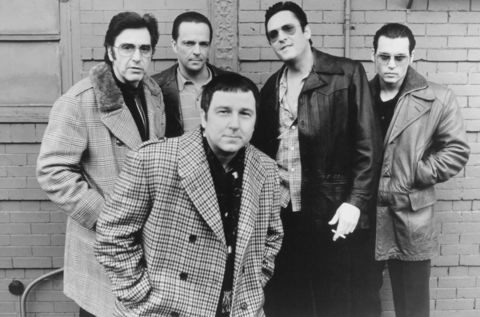 Johnny Depp, Al Pacino, Michael Madsen, Bruno Kirby, and James Russo in Donnie Brasco (1997)