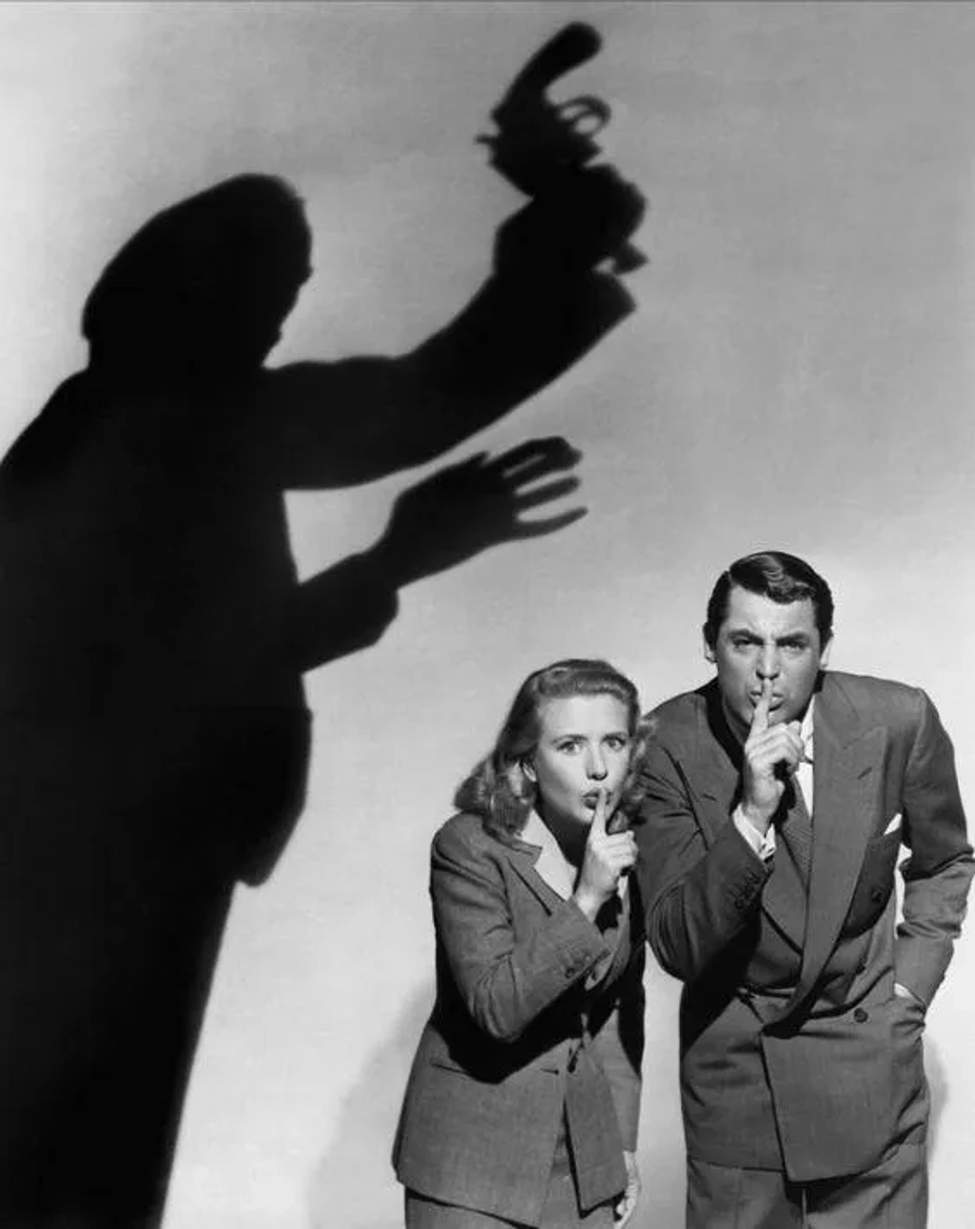 Cary Grant and Priscilla Lane in Arsenic and Old Lace (1944)