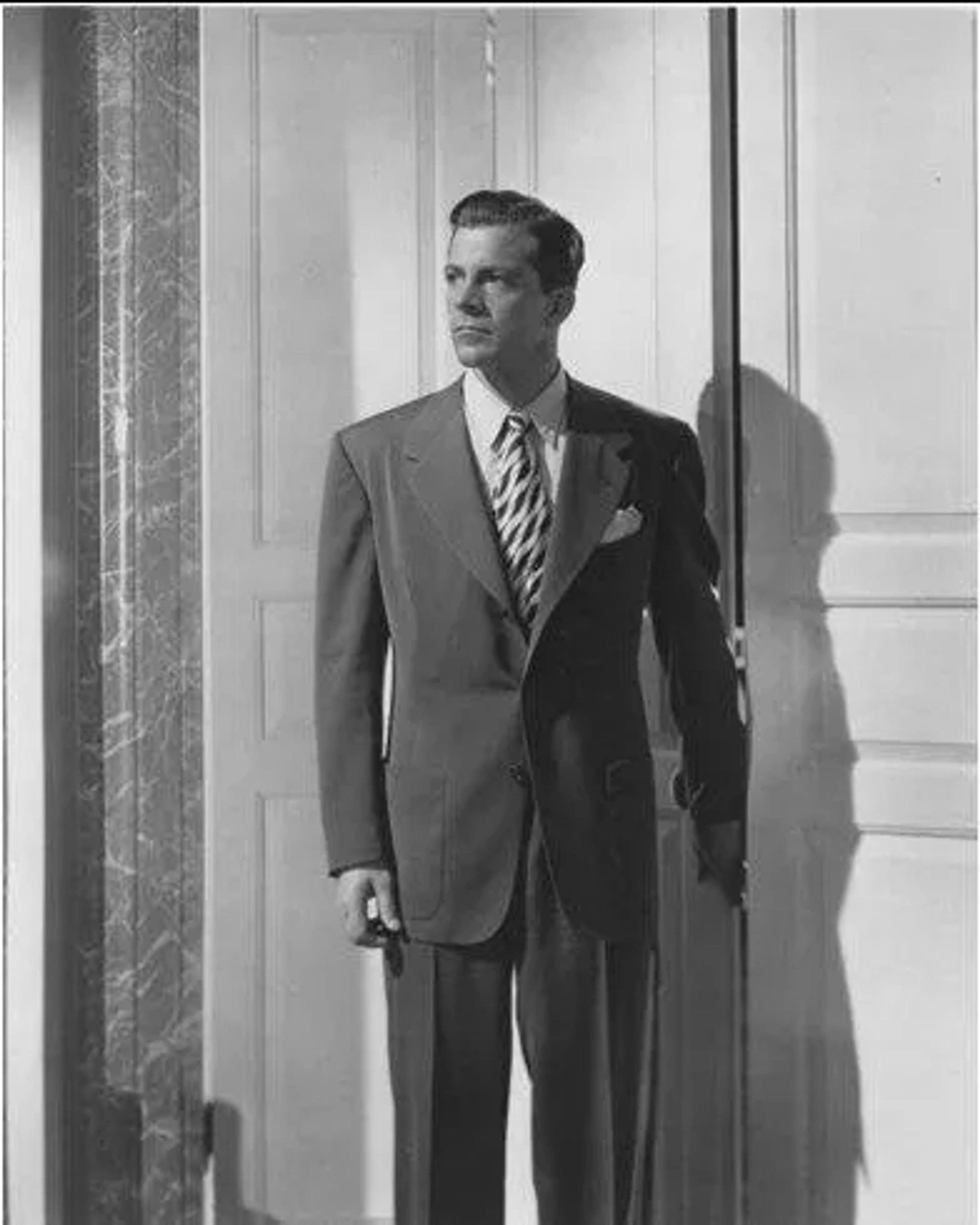 Dana Andrews in Laura (1944)