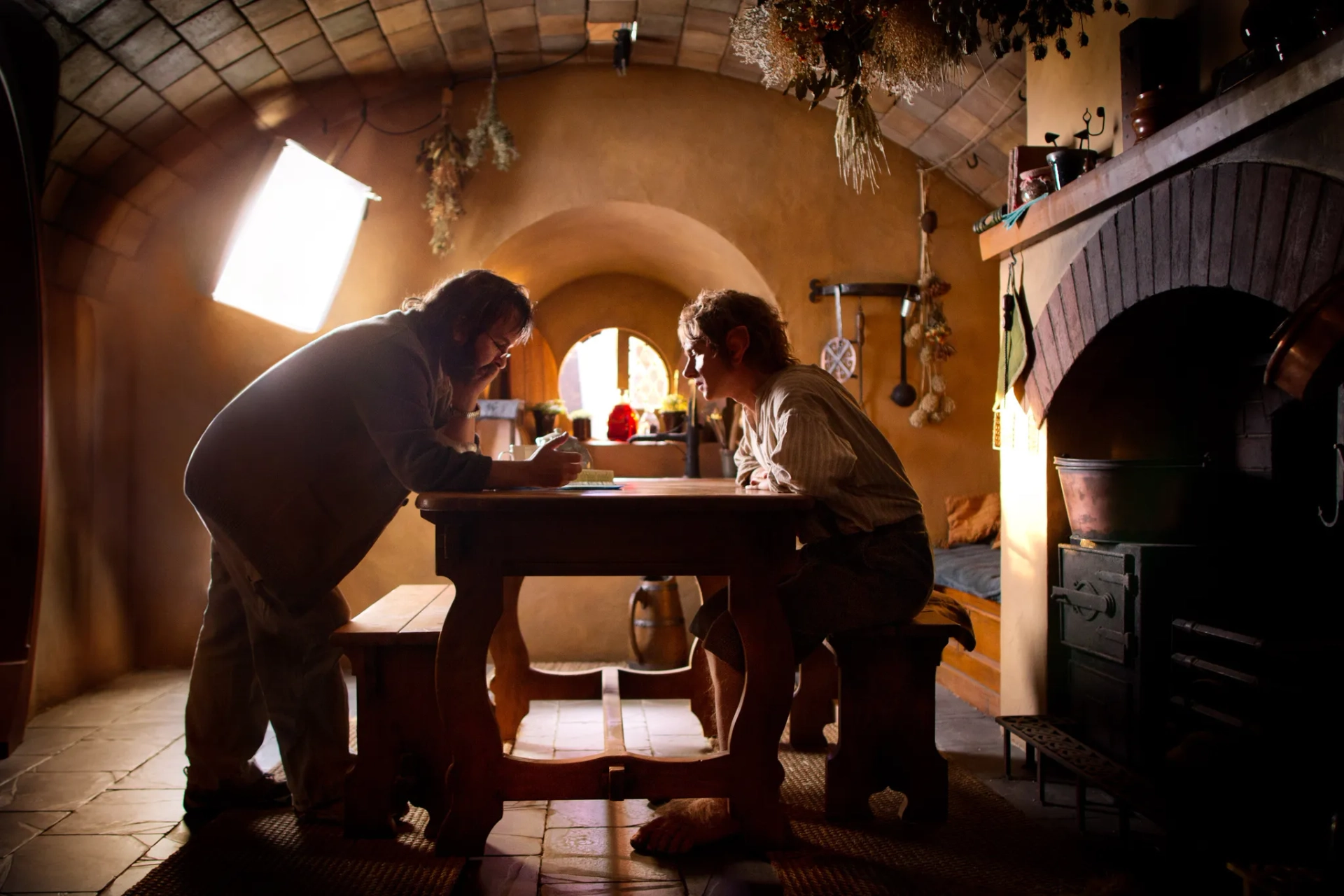 Peter Jackson and Martin Freeman in The Hobbit: An Unexpected Journey (2012)