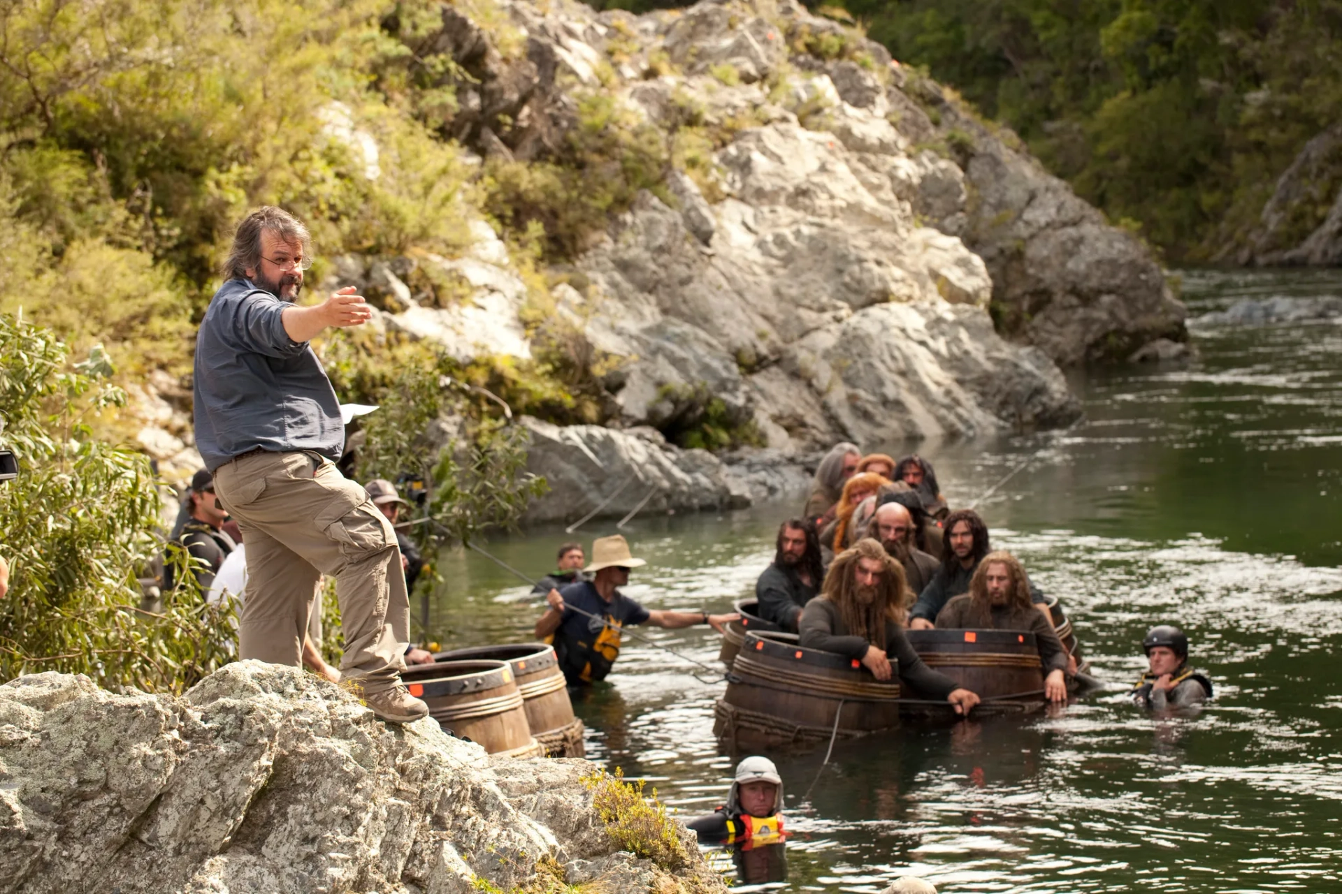 Peter Jackson, Richard Armitage, Jed Brophy, John Callen, Mark Hadlow, Peter Hambleton, William Kircher, Graham McTavish, James Nesbitt, Dean O'Gorman, Stephen Hunter, and Aidan Turner in The Hobbit: The Desolation of Smaug (2013)