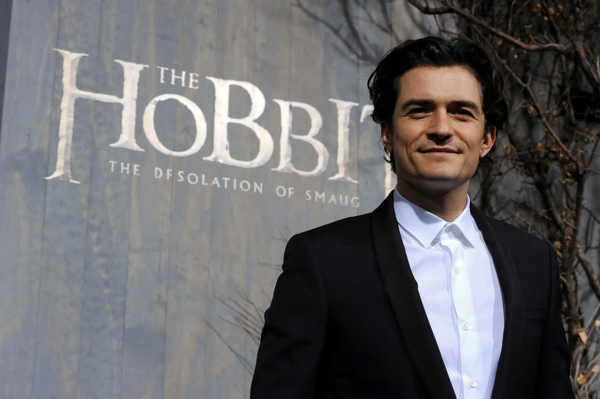 Orlando Bloom at an event for The Hobbit: The Desolation of Smaug (2013)