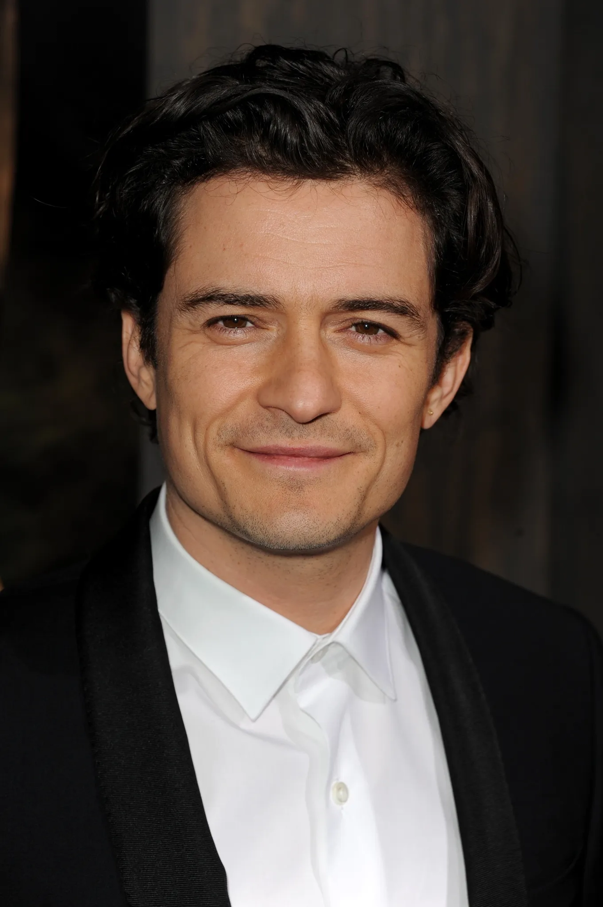 Orlando Bloom at an event for The Hobbit: The Desolation of Smaug (2013)