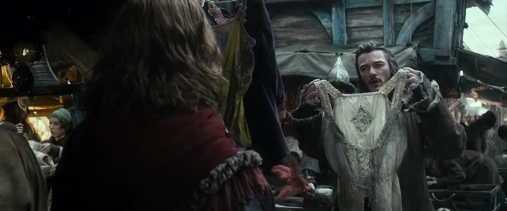 Luke Evans and Mark Mitchinson in The Hobbit: The Desolation of Smaug (2013)