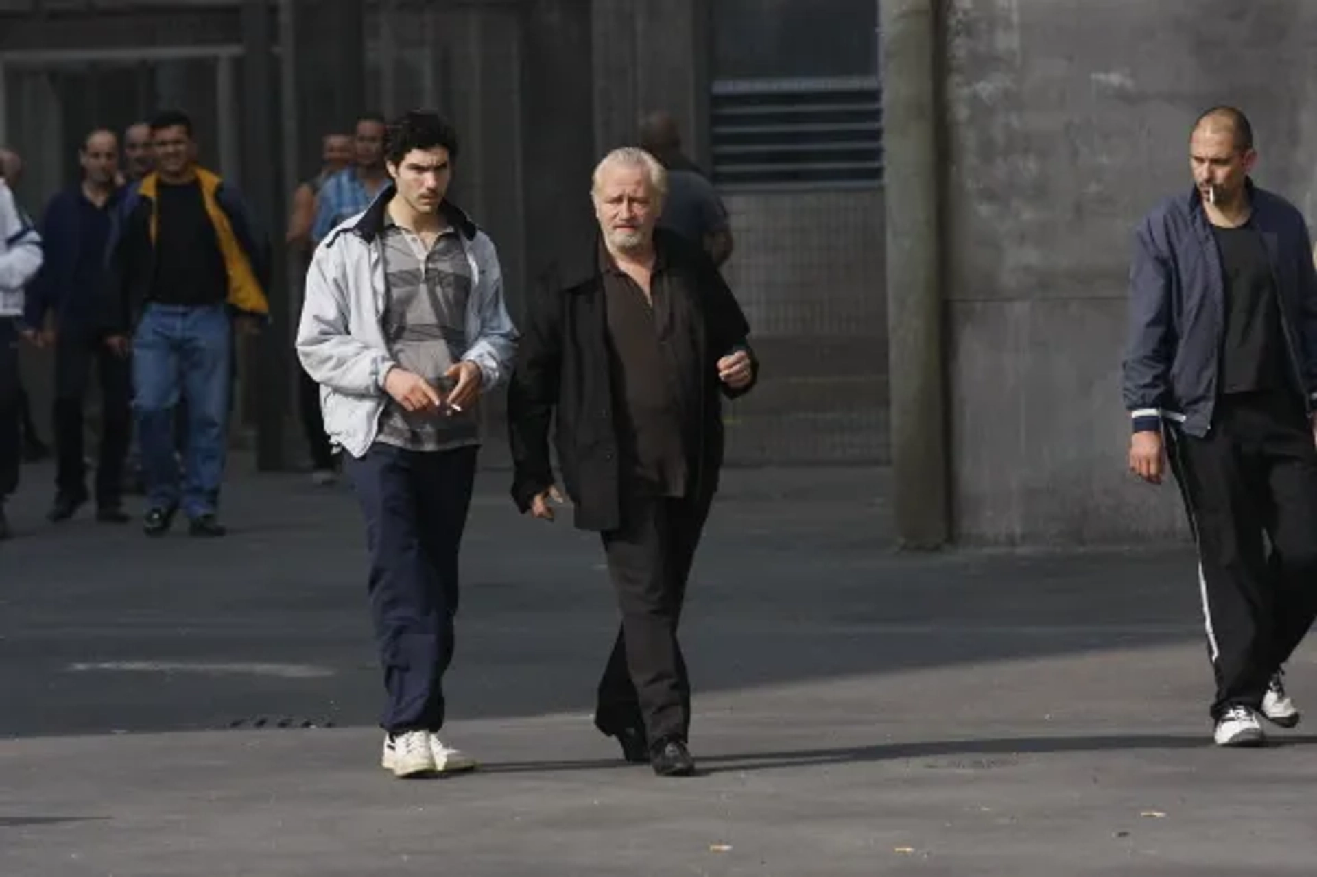 Niels Arestrup and Tahar Rahim in A Prophet (2009)