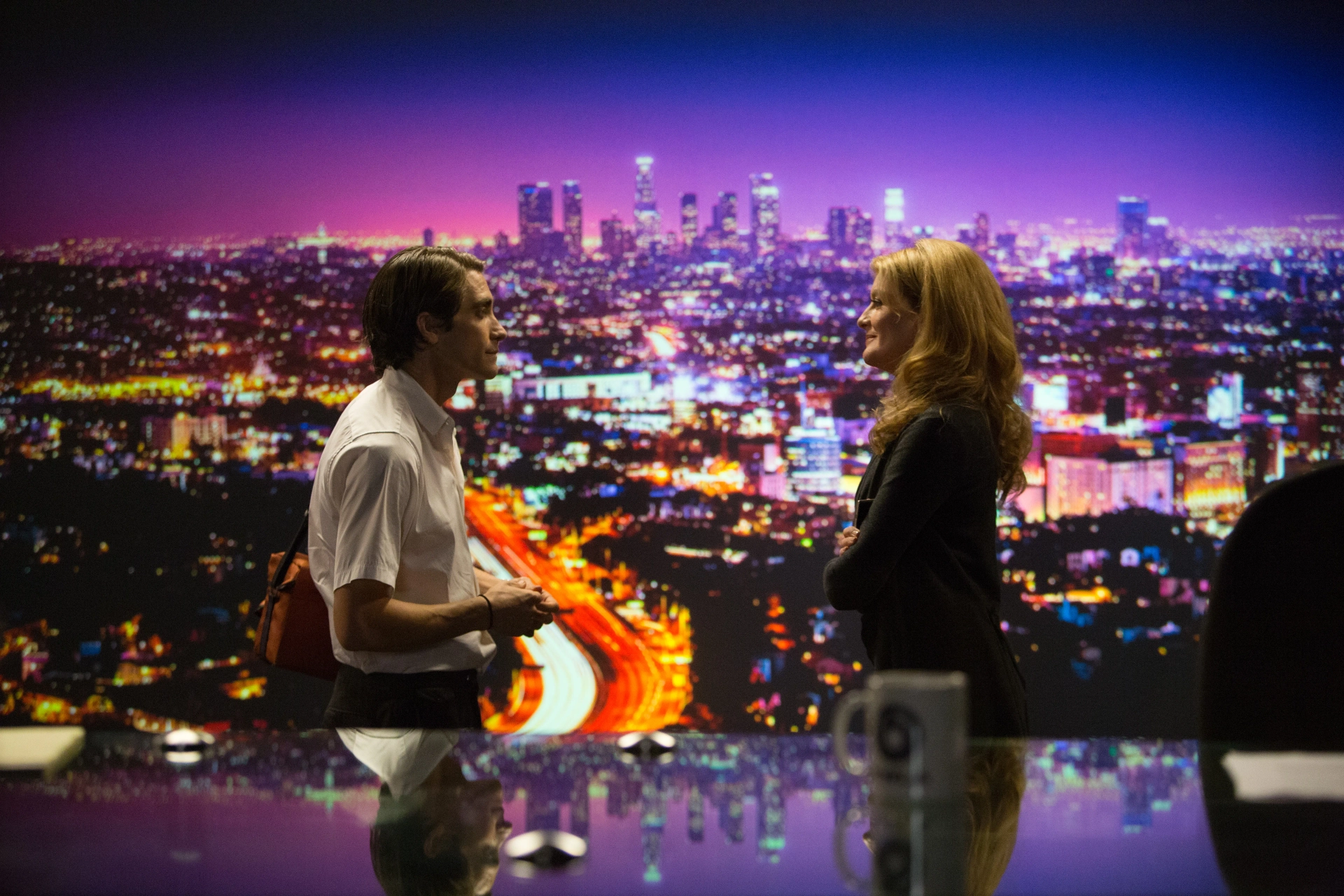 Rene Russo and Jake Gyllenhaal in Nightcrawler (2014)