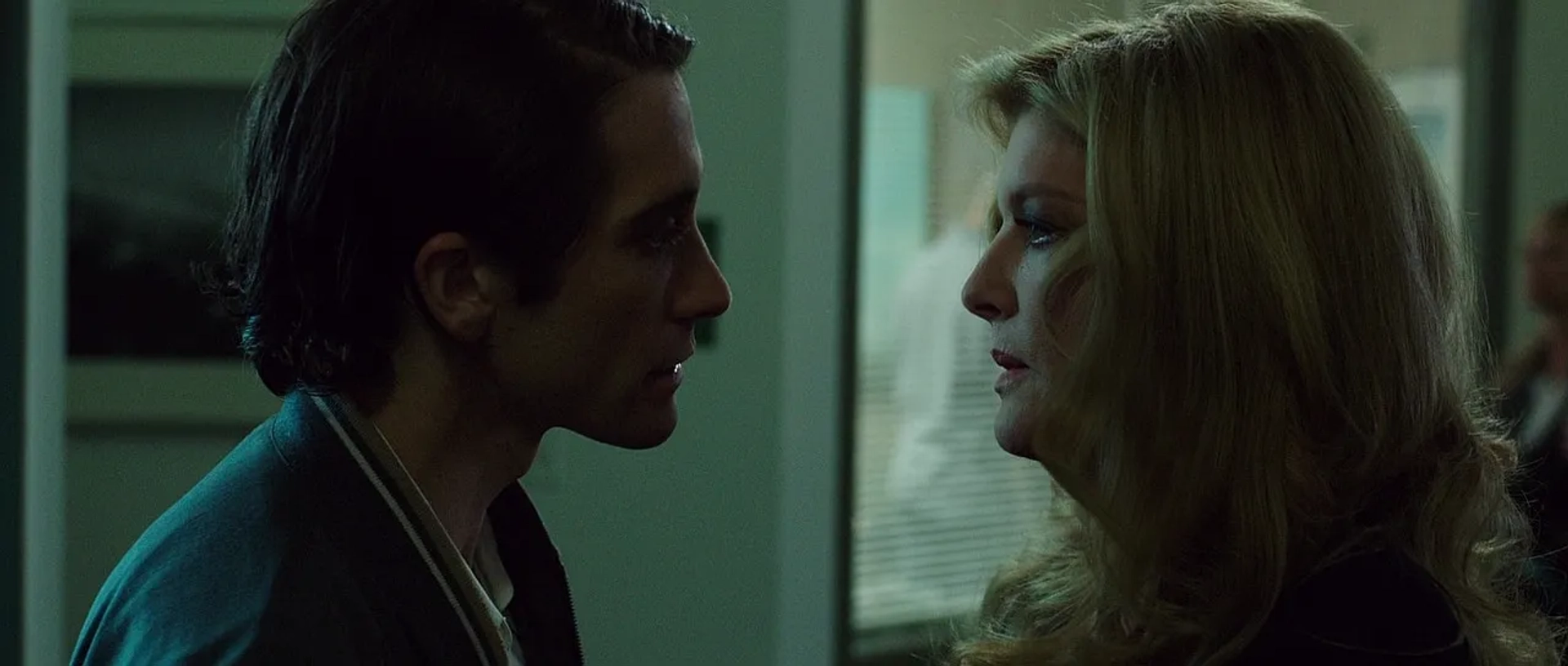 Rene Russo and Jake Gyllenhaal in Nightcrawler (2014)