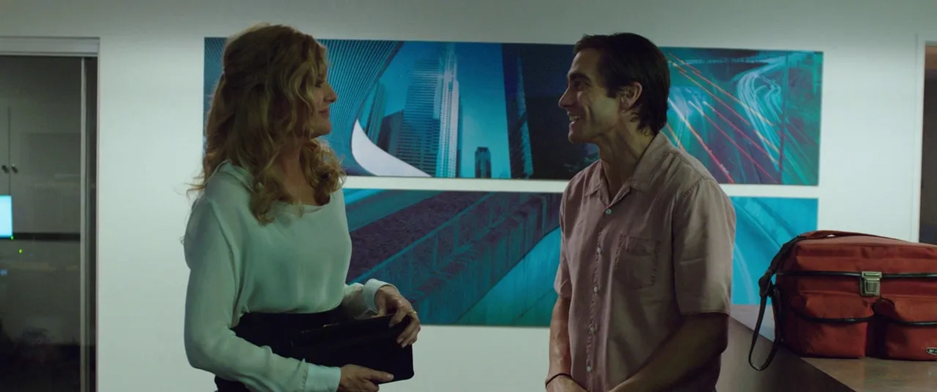 Rene Russo and Jake Gyllenhaal in Nightcrawler (2014)