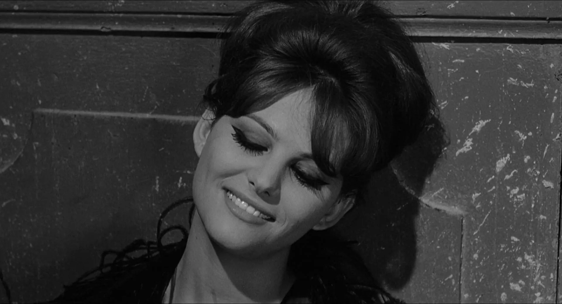 Claudia Cardinale in 8½ (1963)