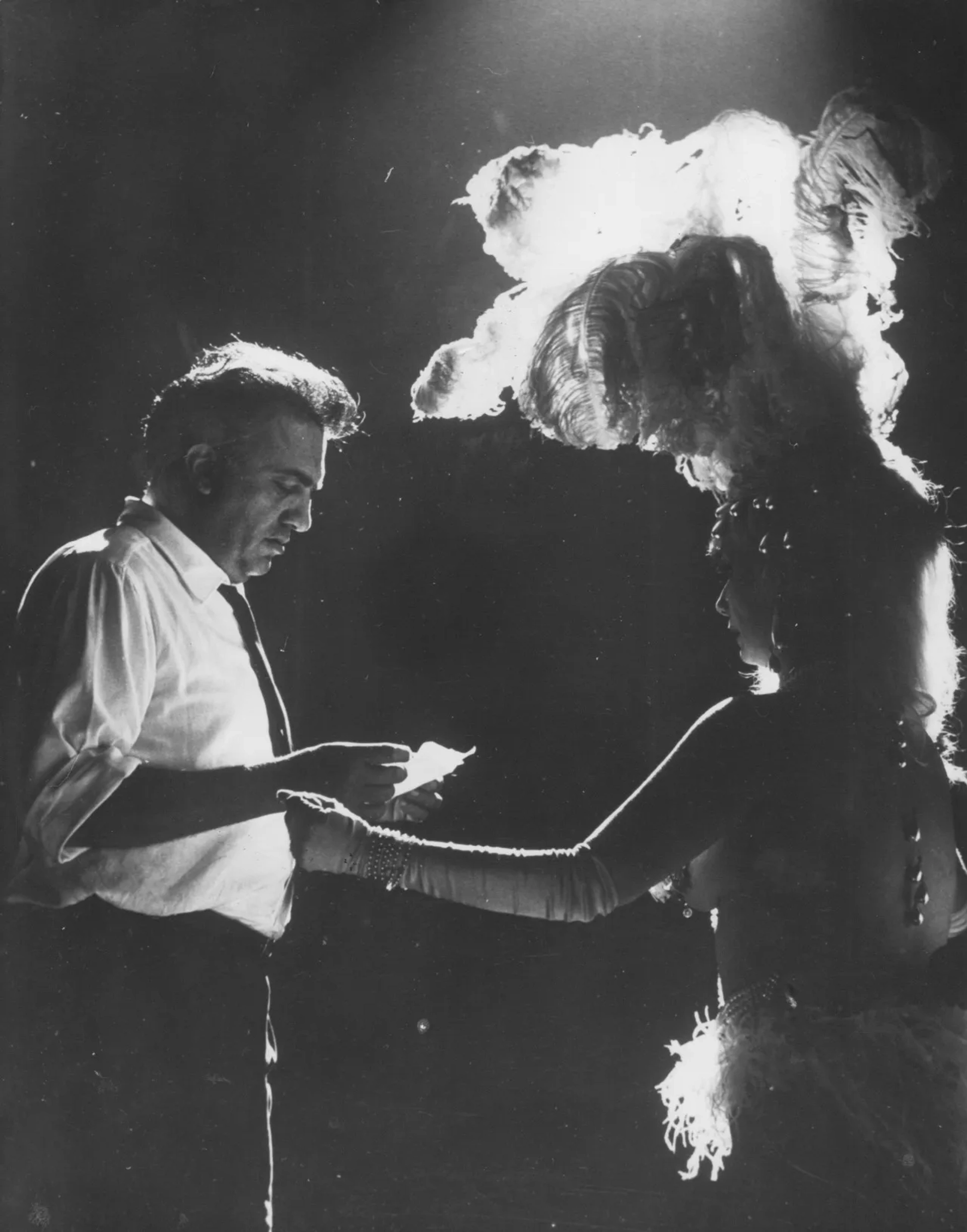 Federico Fellini in 8½ (1963)