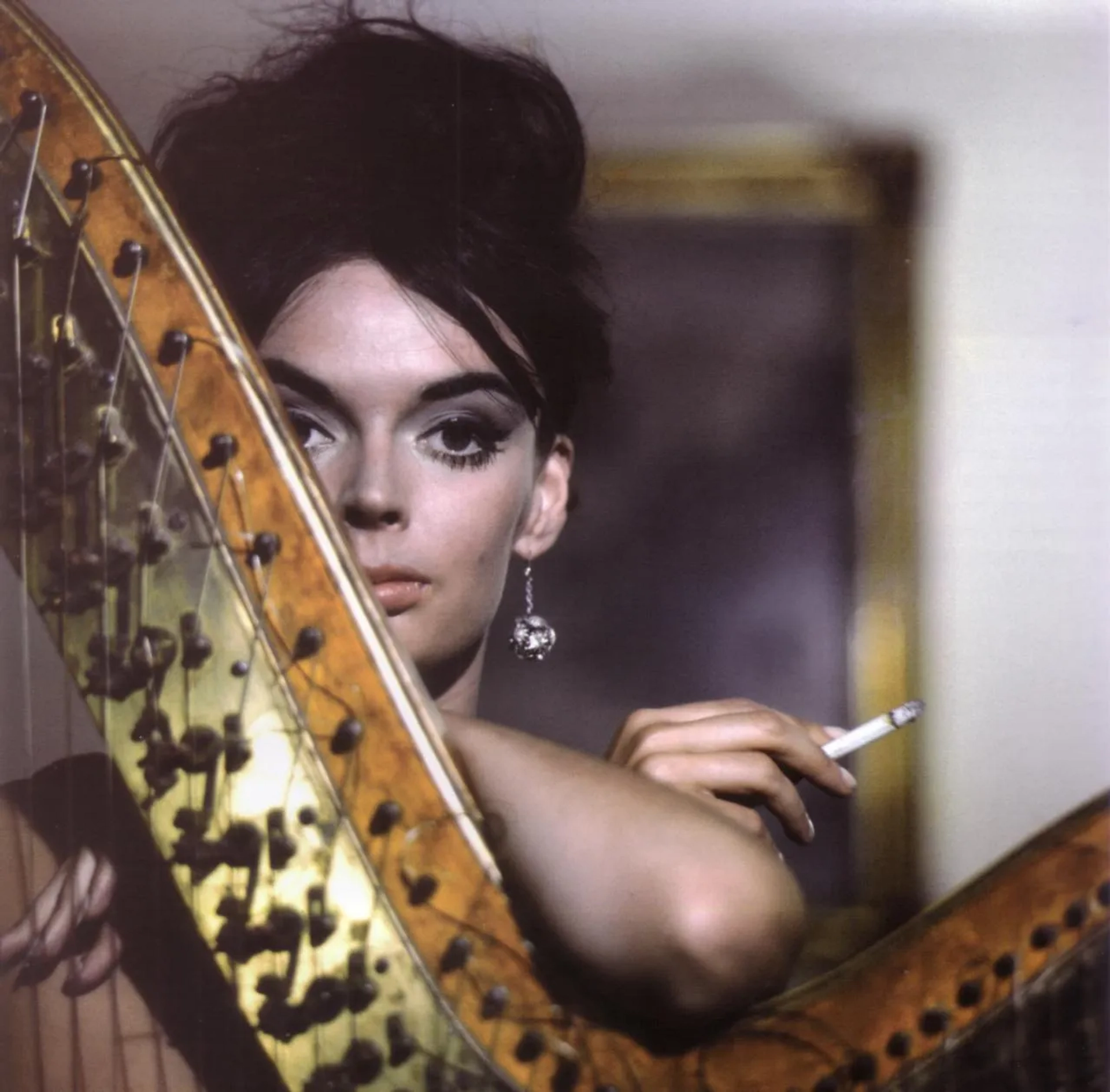 Barbara Steele in 8½ (1963)