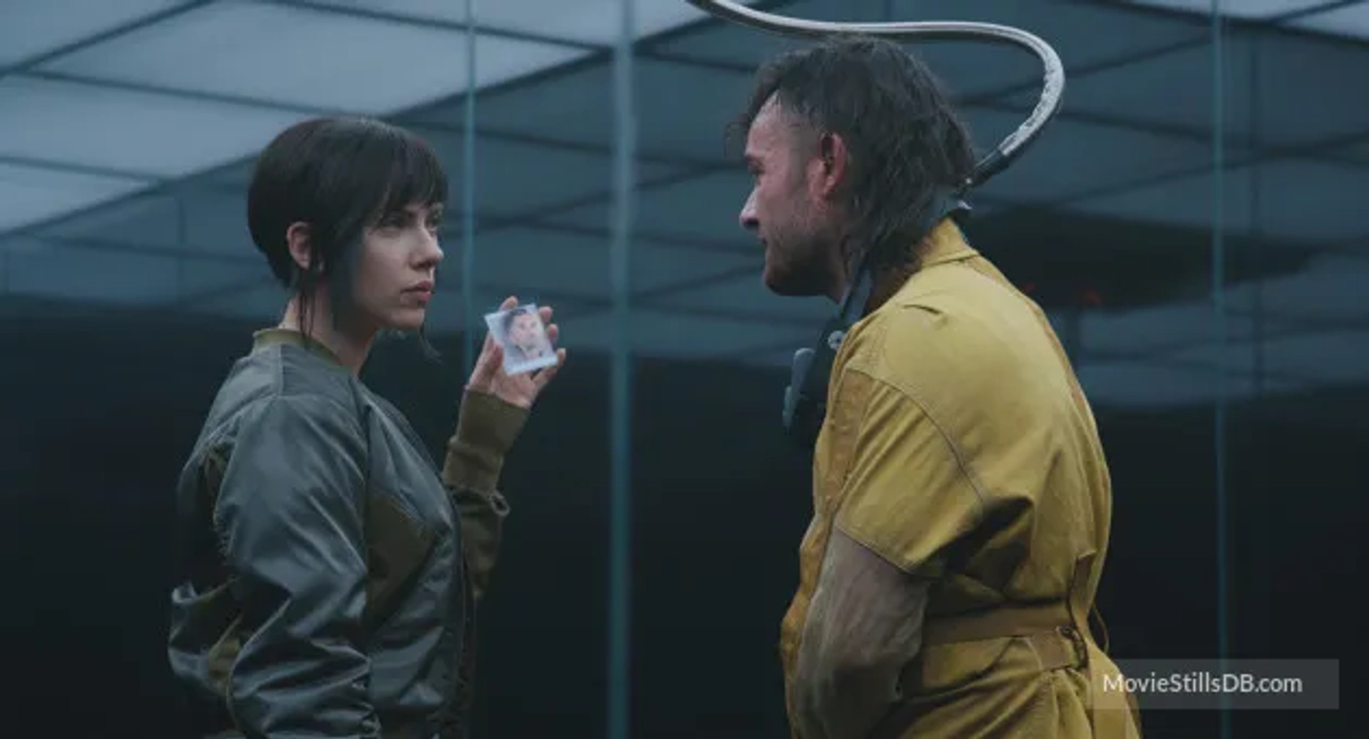 Scarlett Johansson, Daniel Henshall Ghost in the Shell 2017