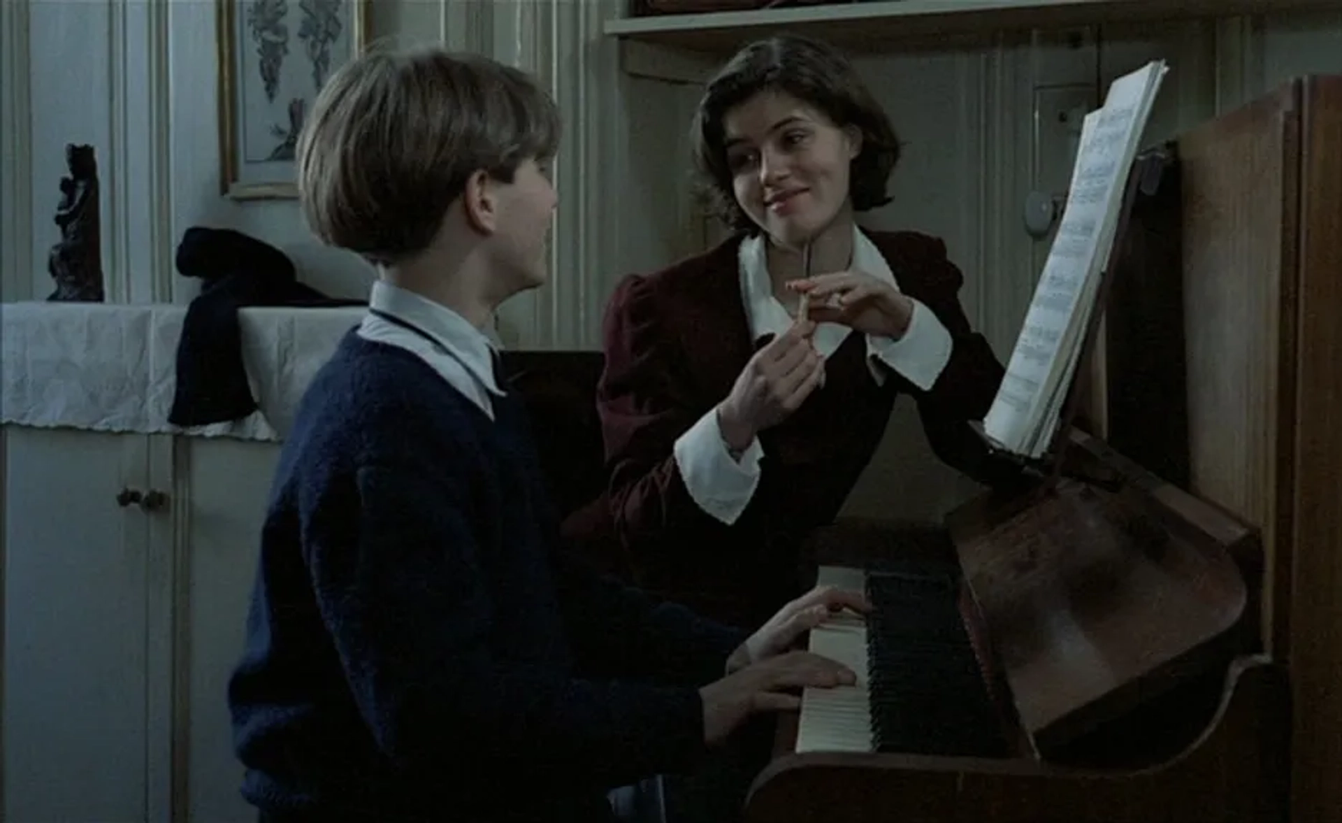 Irène Jacob and Gaspard Manesse in Goodbye, Children (1987)