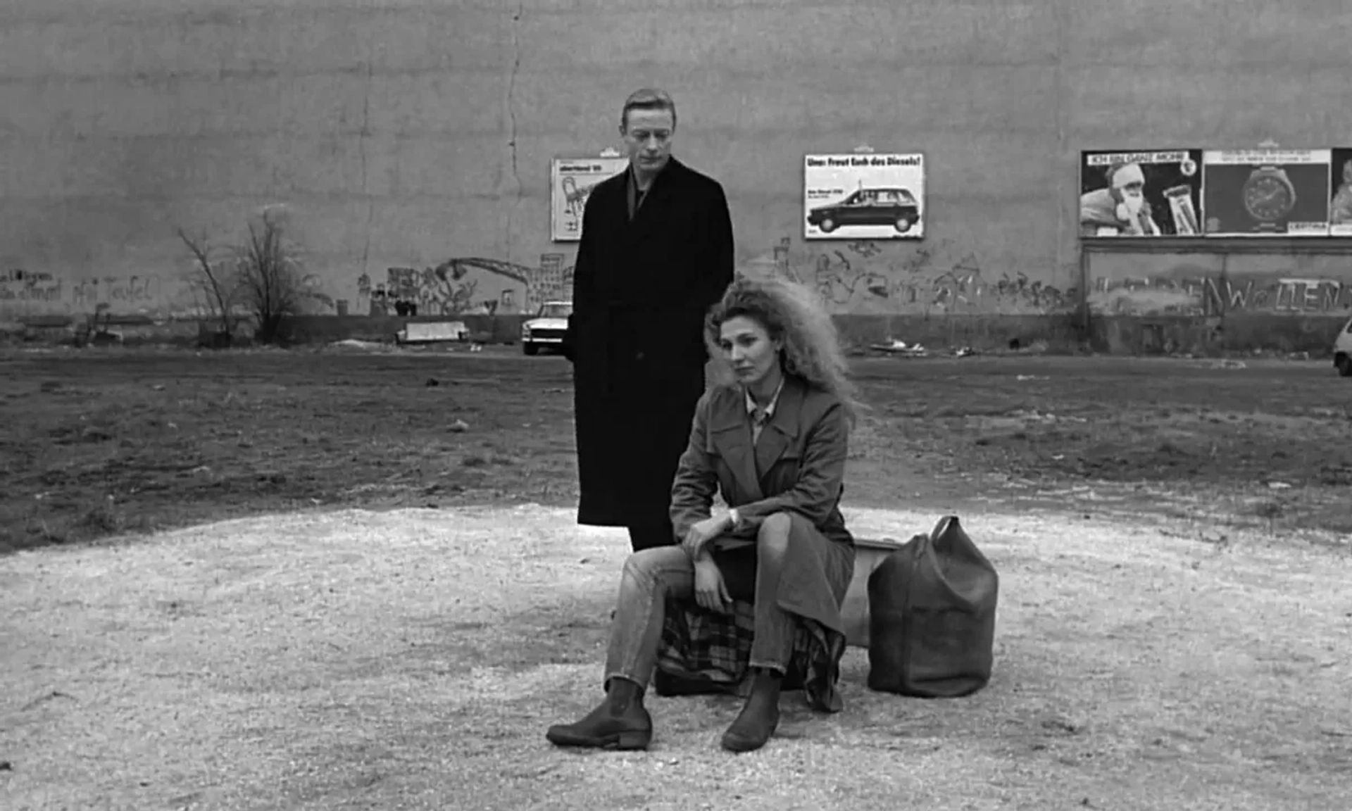 Solveig Dommartin and Otto Sander in Wings of Desire (1987)