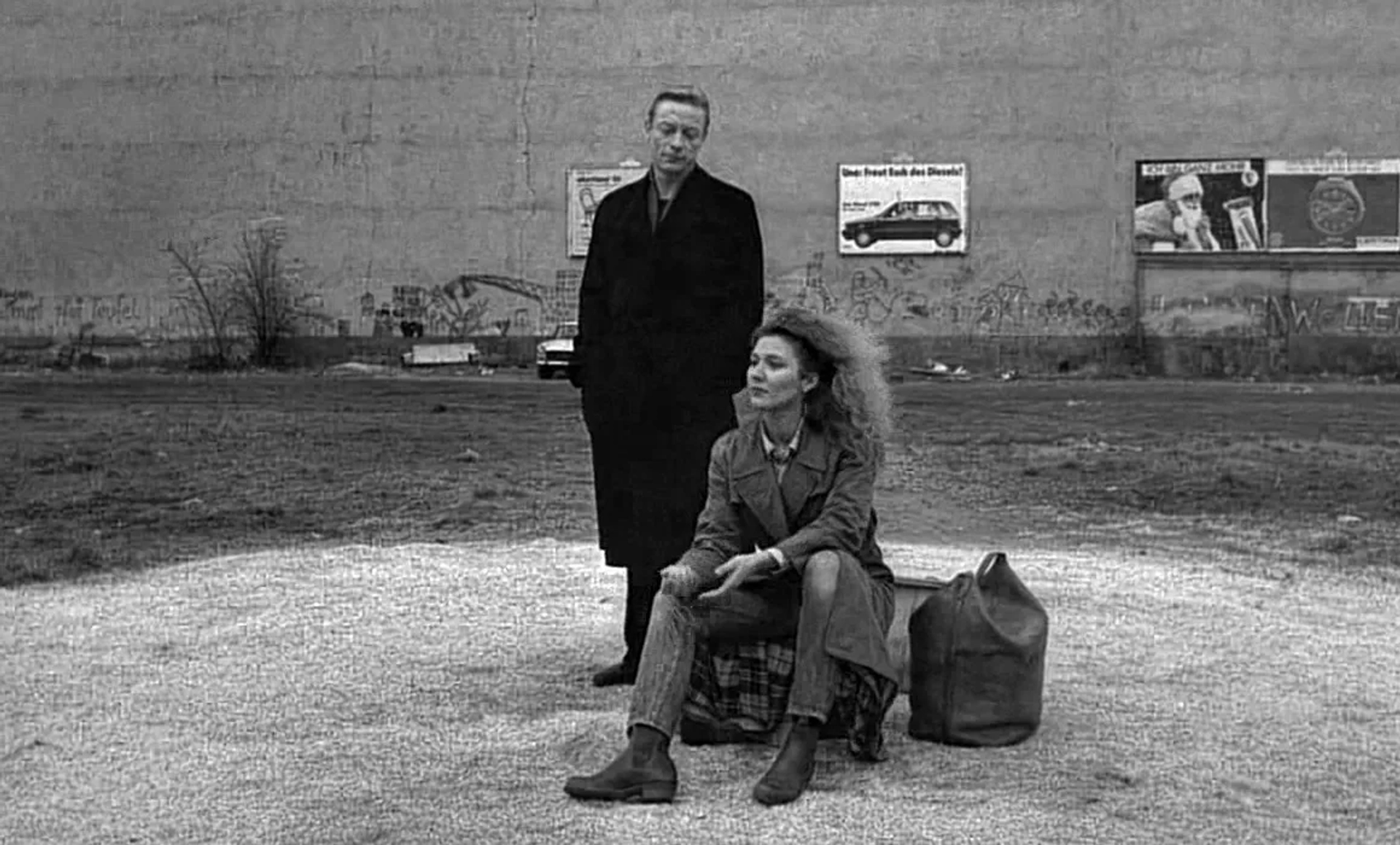 Solveig Dommartin and Otto Sander in Wings of Desire (1987)