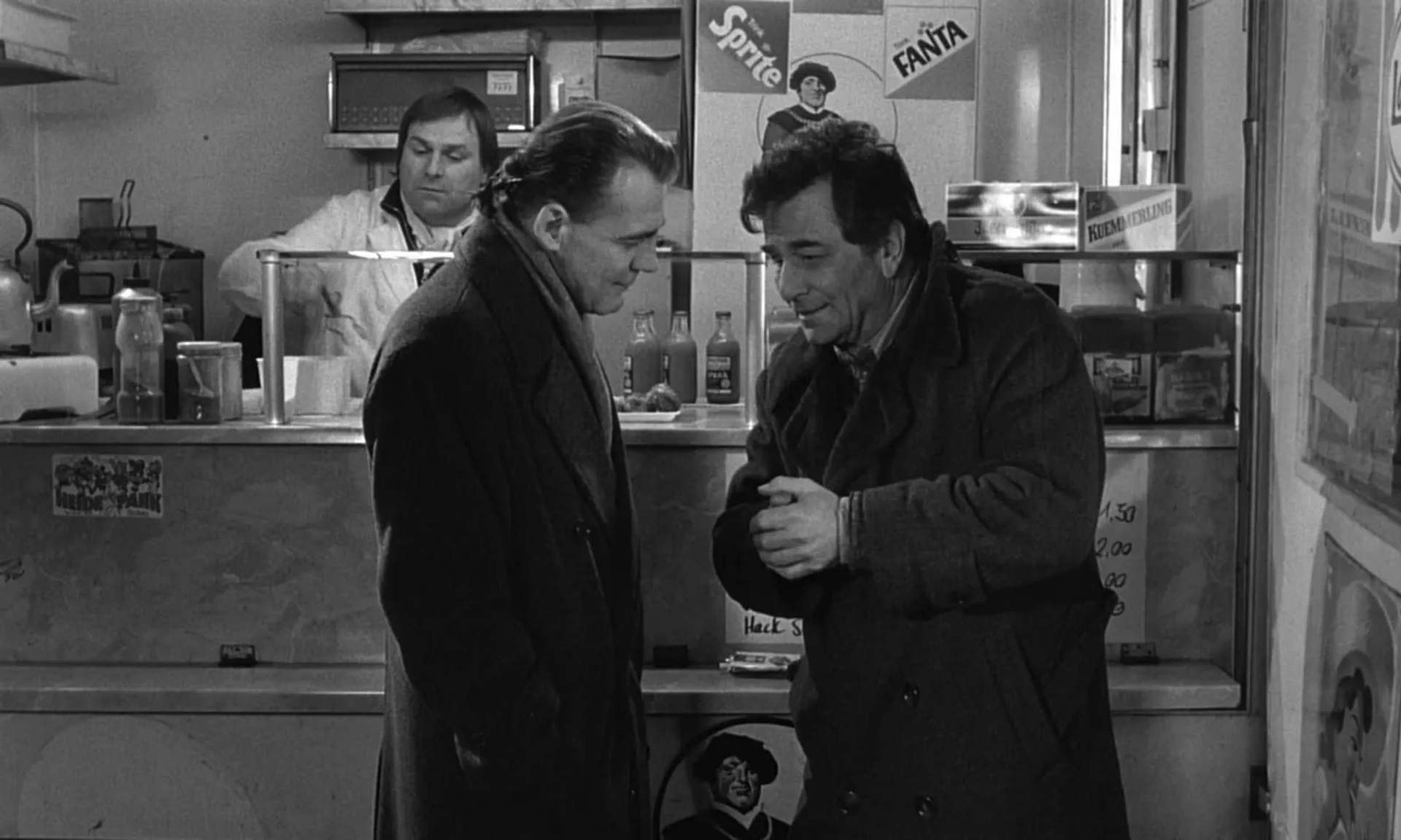 Peter Falk and Bruno Ganz in Wings of Desire (1987)