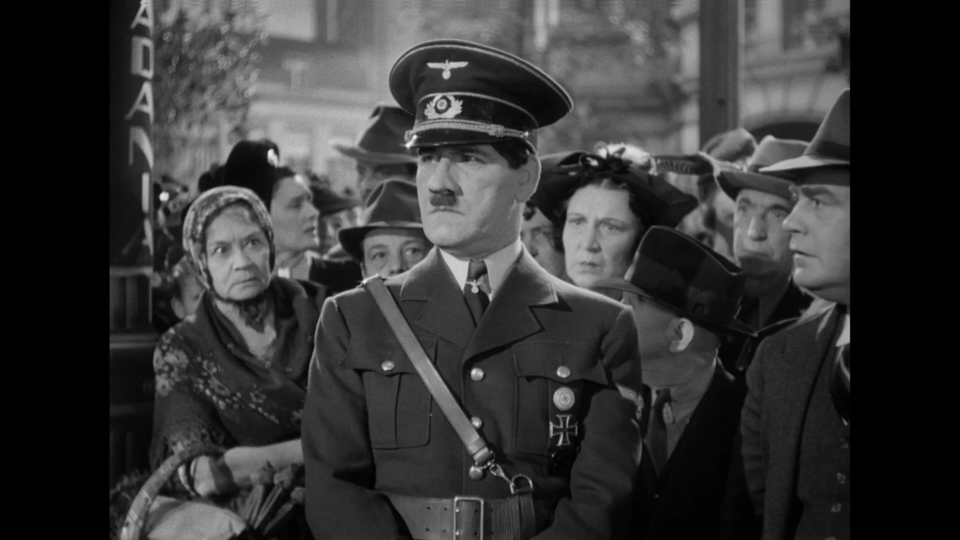 Tom Dugan in To Be or Not to Be (1942)