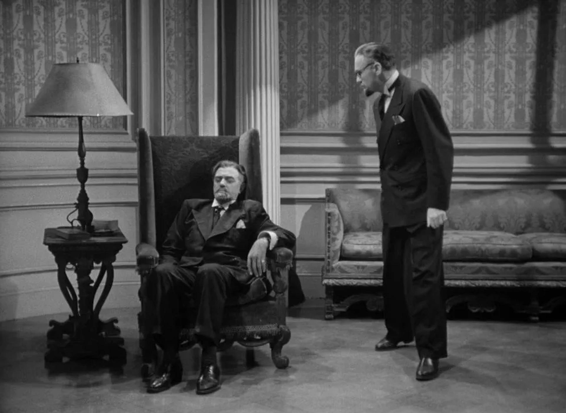 Jack Benny and Stanley Ridges in To Be or Not to Be (1942)