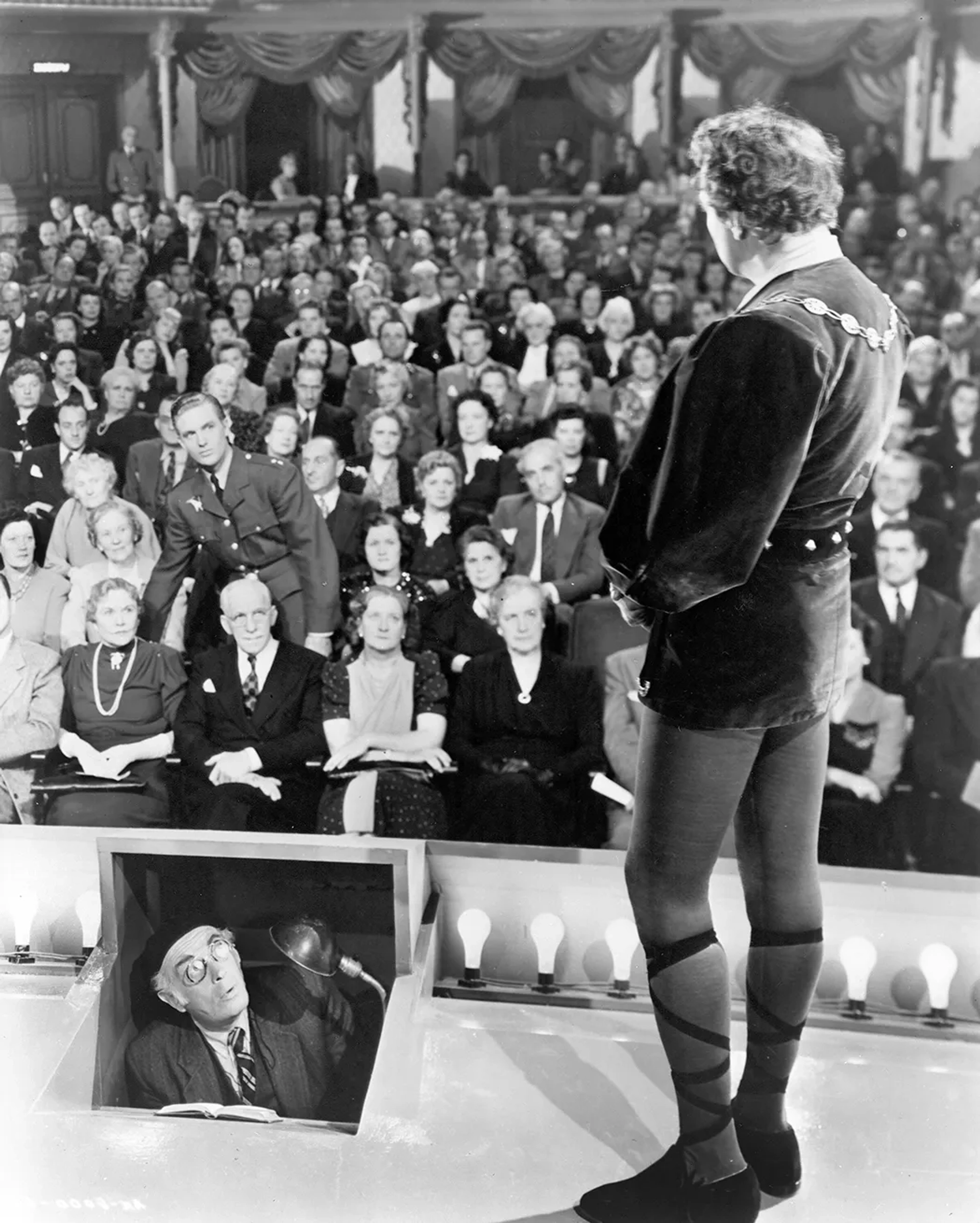 Jack Benny, Adolf E. Licho, and Robert Stack in To Be or Not to Be (1942)