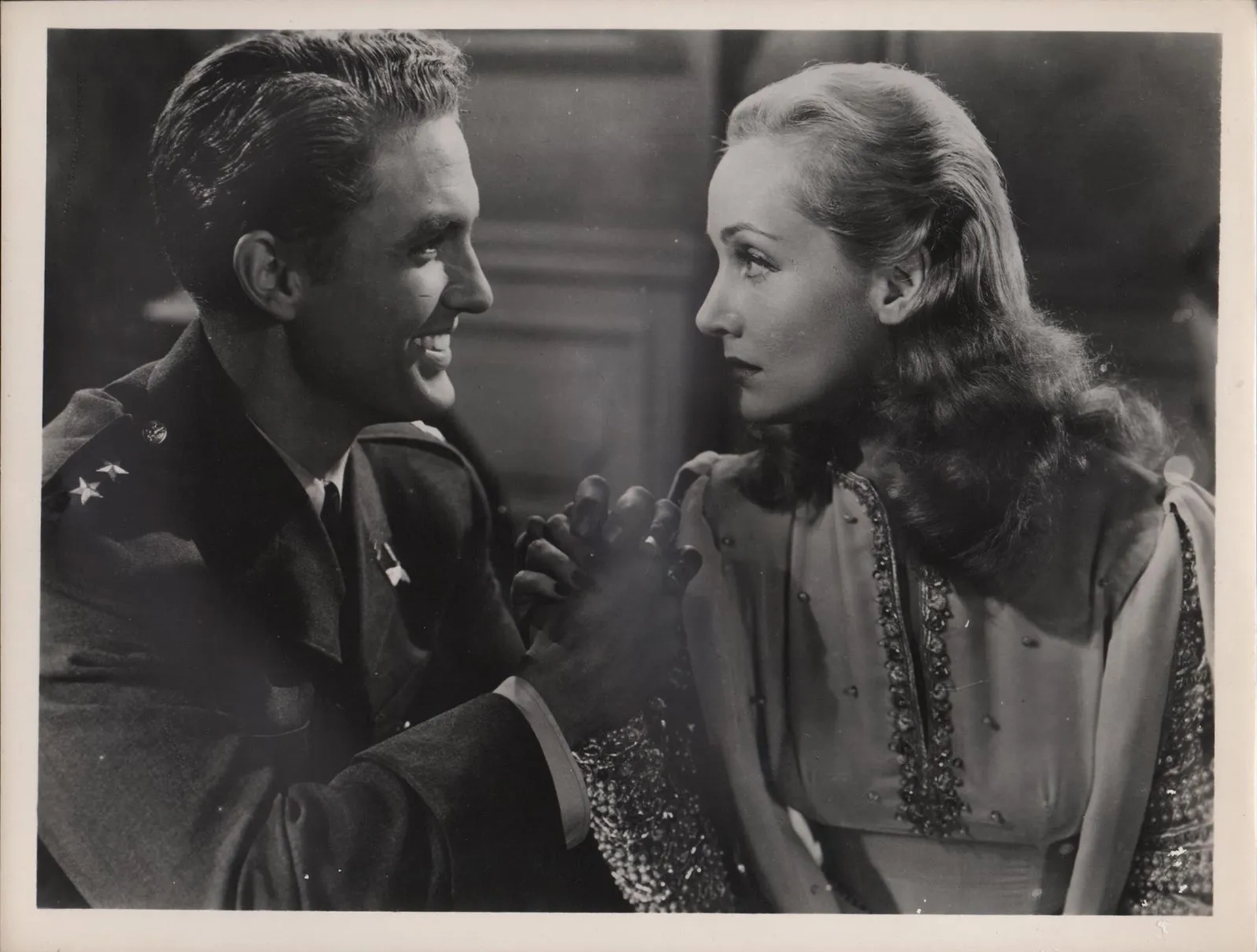 Carole Lombard and Robert Stack in To Be or Not to Be (1942)