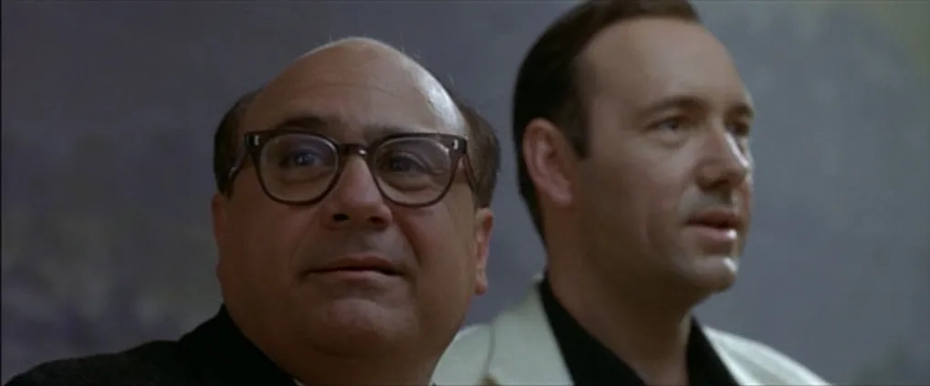 Kevin Spacey and Danny DeVito in L.A. Confidential (1997)