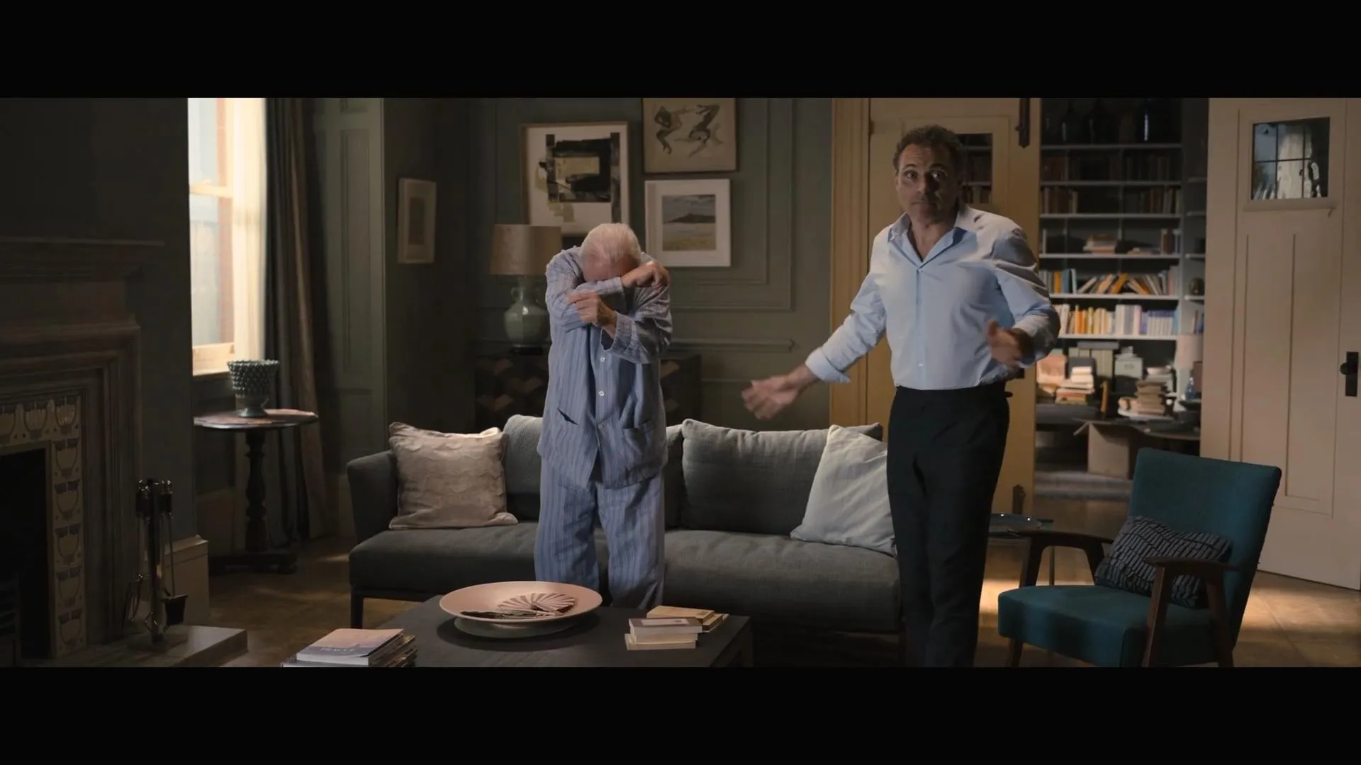 Anthony Hopkins and Rufus Sewell in The Father (2020)