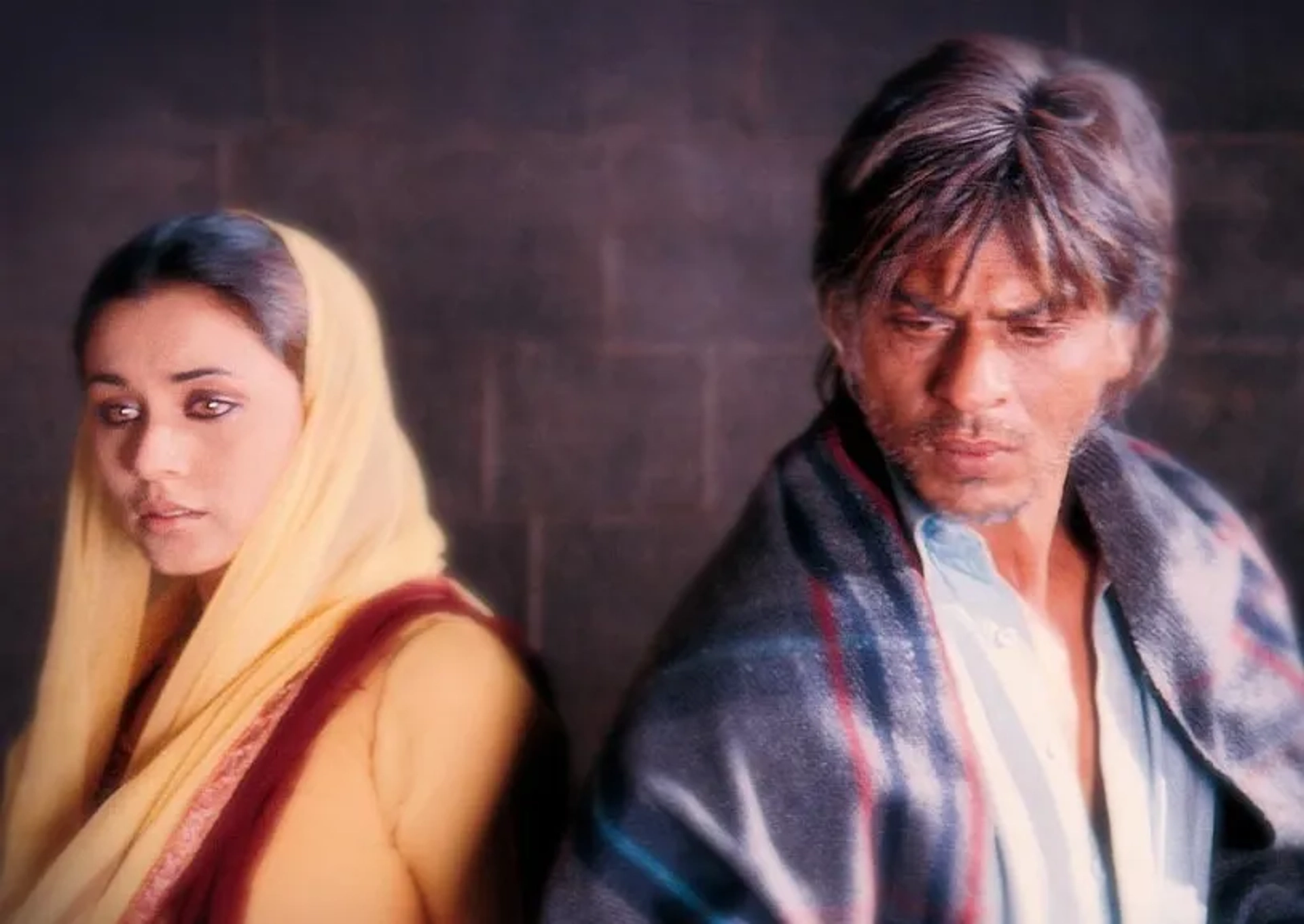 Shah Rukh Khan and Rani Mukerji in Veer Zaara (2004)