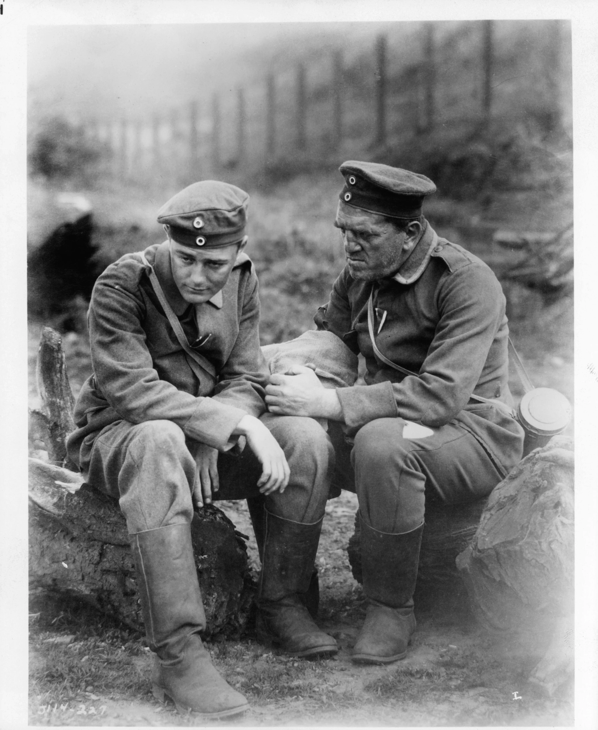 Lew Ayres and Louis Wolheim in All Quiet on the Western Front (1930)