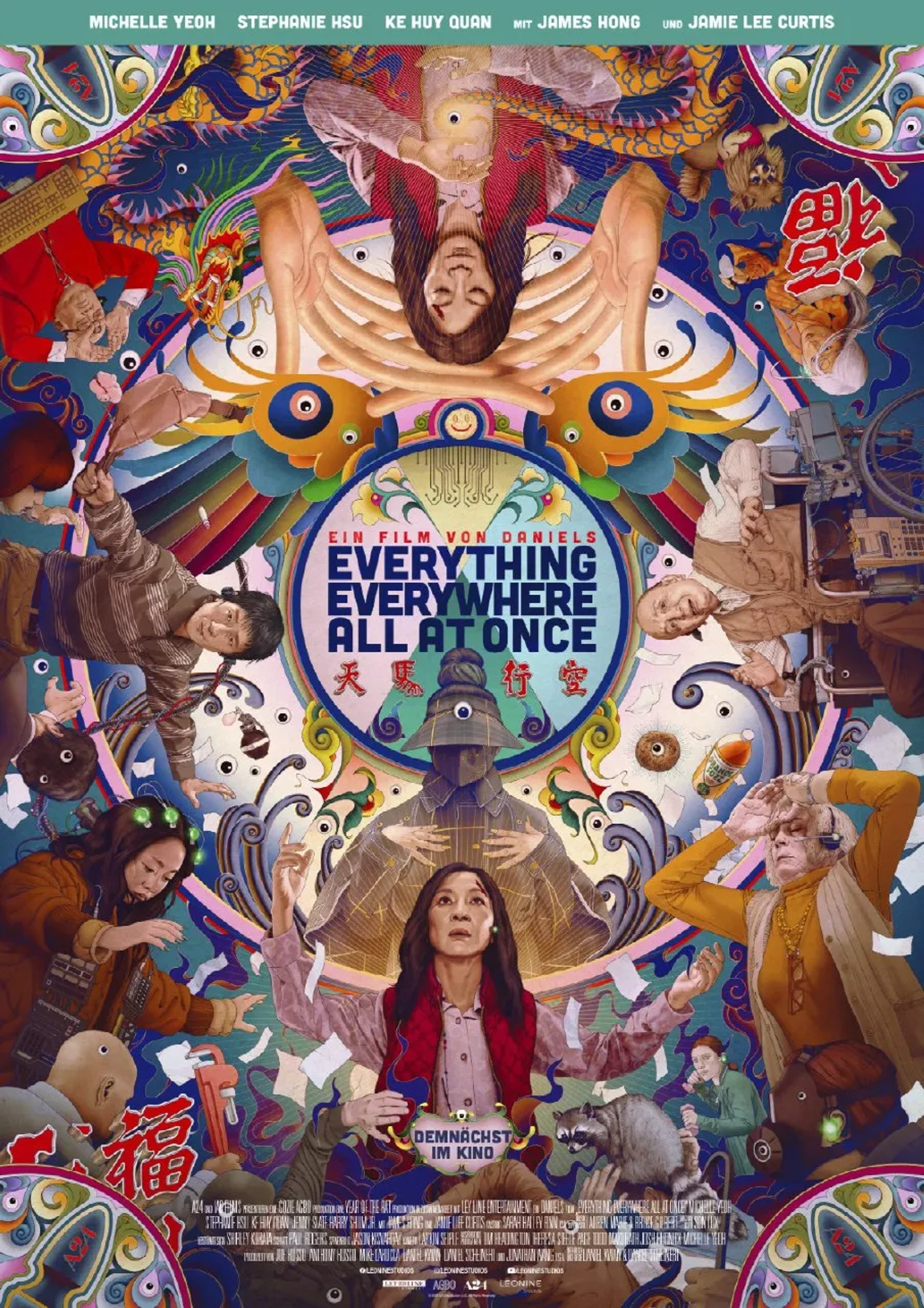 Jamie Lee Curtis, Michelle Yeoh, James Hong, Ke Huy Quan, and Stephanie Hsu in Everything Everywhere All at Once (2022)