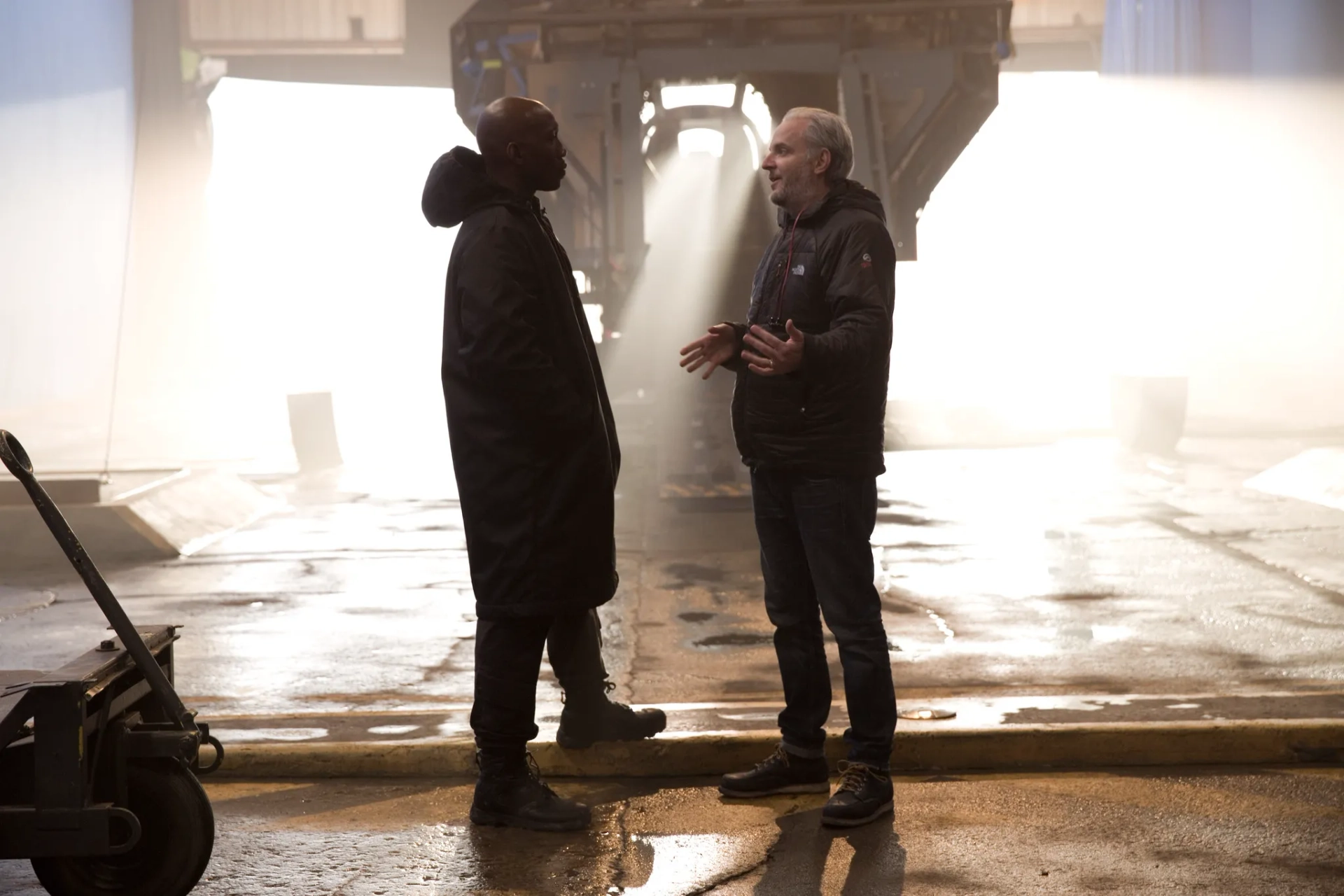 Mahershala Ali and Francis Lawrence in The Hunger Games: Mockingjay - Part 1 (2014)