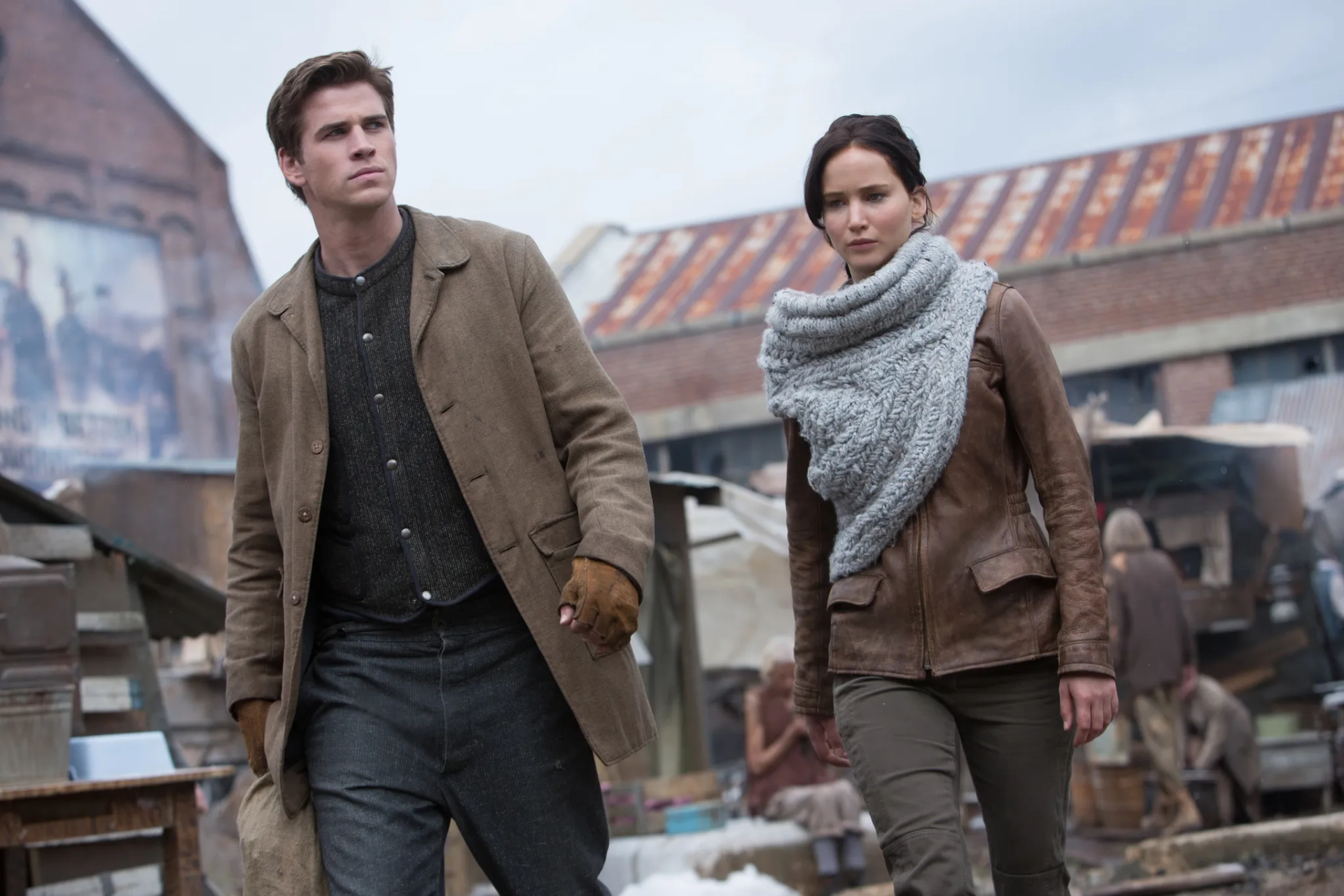 Jennifer Lawrence and Liam Hemsworth in The Hunger Games: Catching Fire (2013)