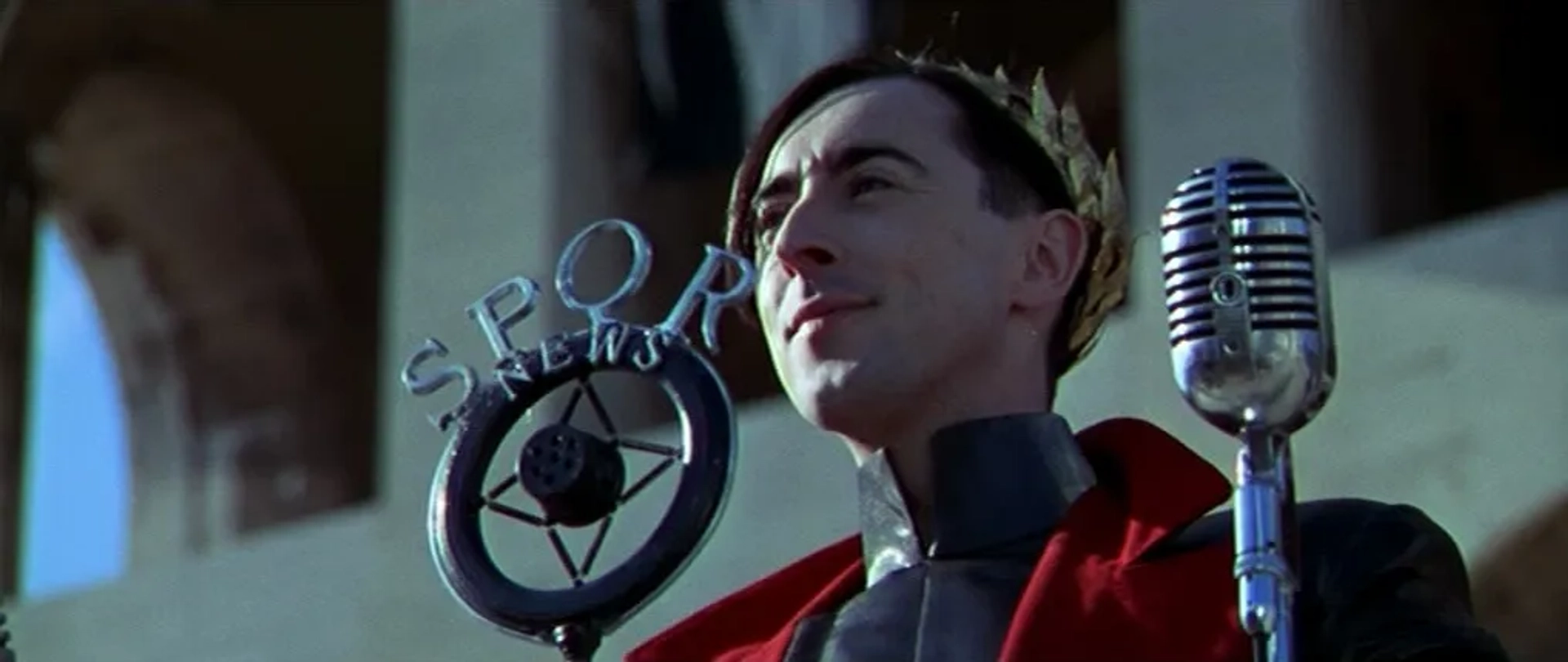 Alan Cumming in Titus (1999)