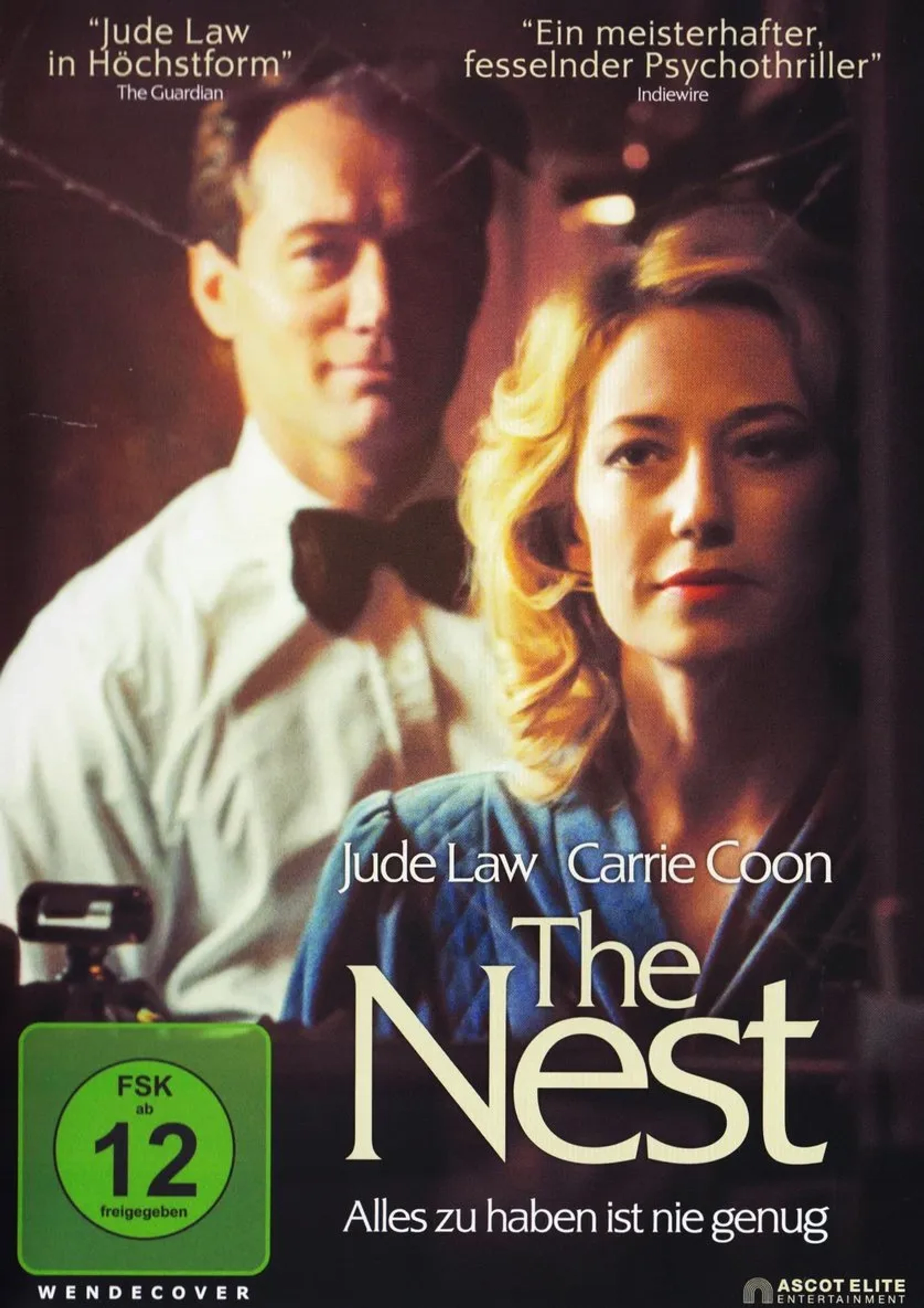 Jude Law and Carrie Coon in The Nest (2020)