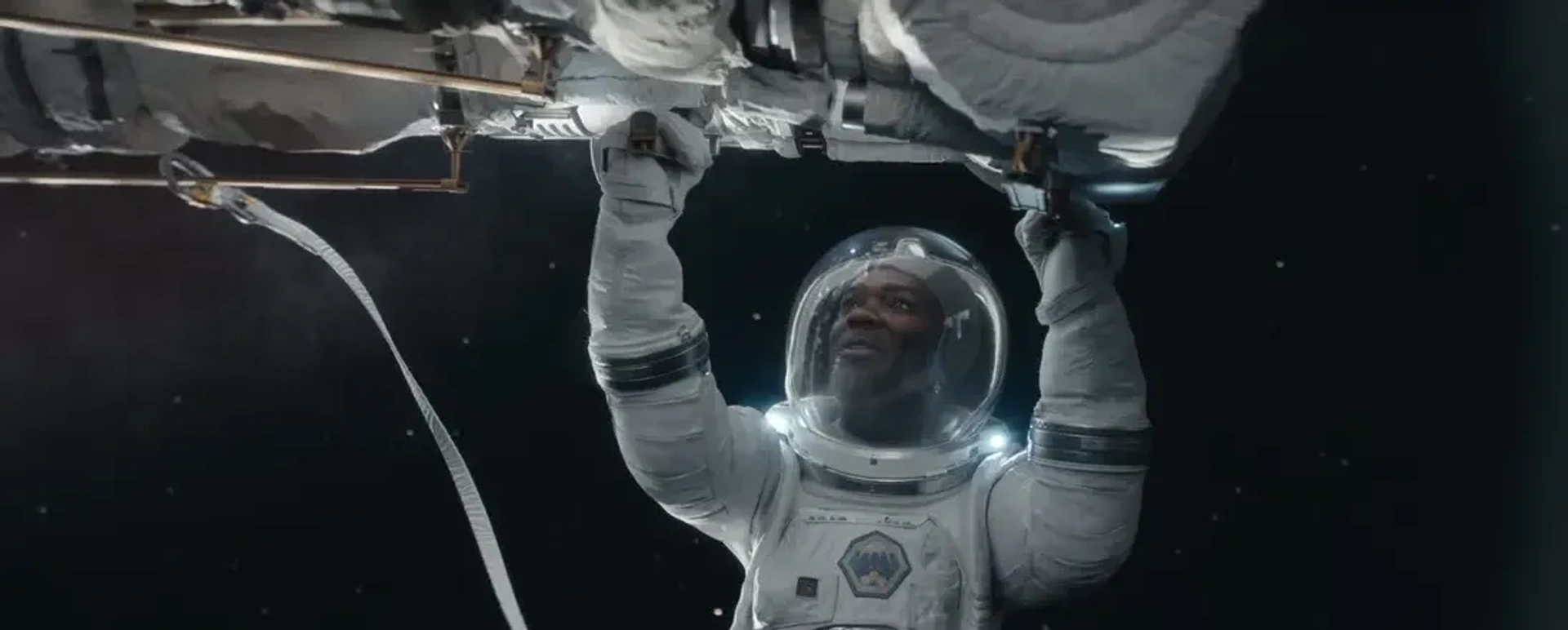 David Oyelowo in The Midnight Sky (2020)