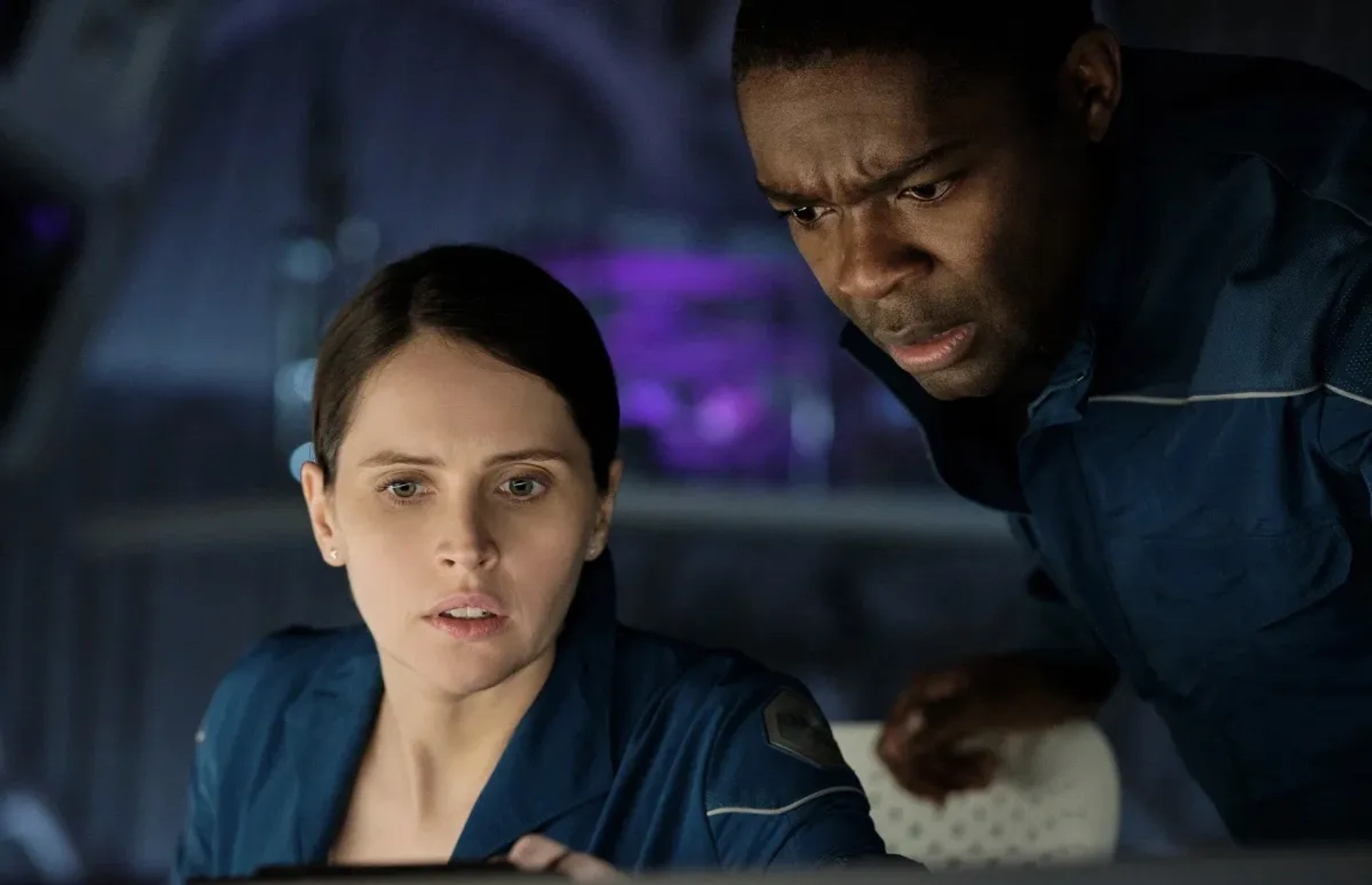 Felicity Jones and David Oyelowo in The Midnight Sky (2020)