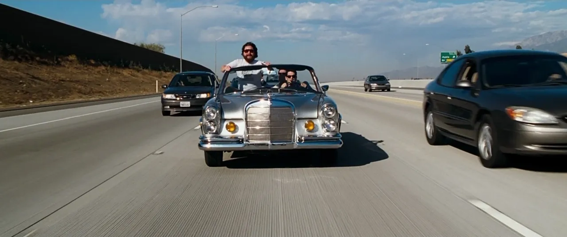 Justin Bartha and Zach Galifianakis in The Hangover (2009)