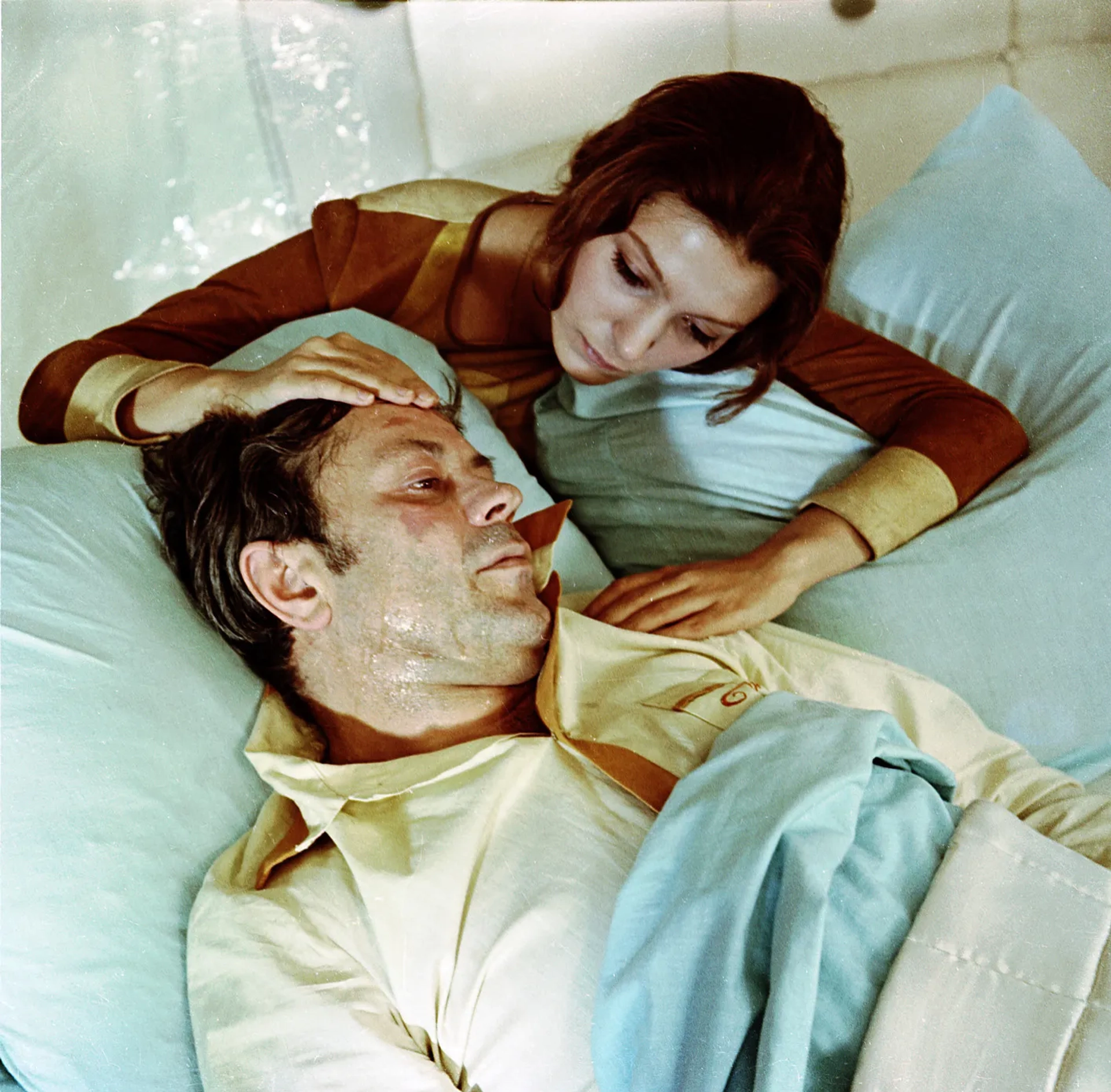 Donatas Banionis and Natalya Bondarchuk in Solaris (1972)