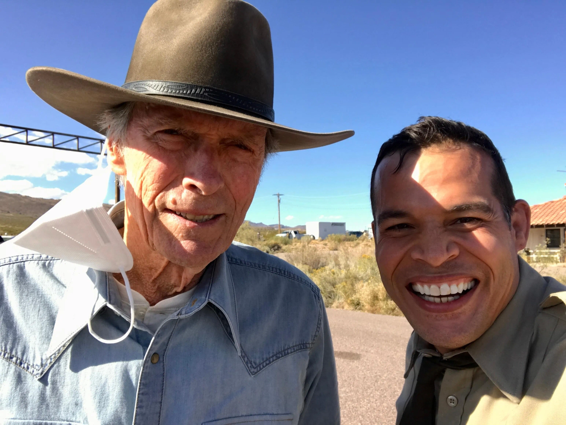 WB Cry Macho, Behind the scene with Clint Eastwood.