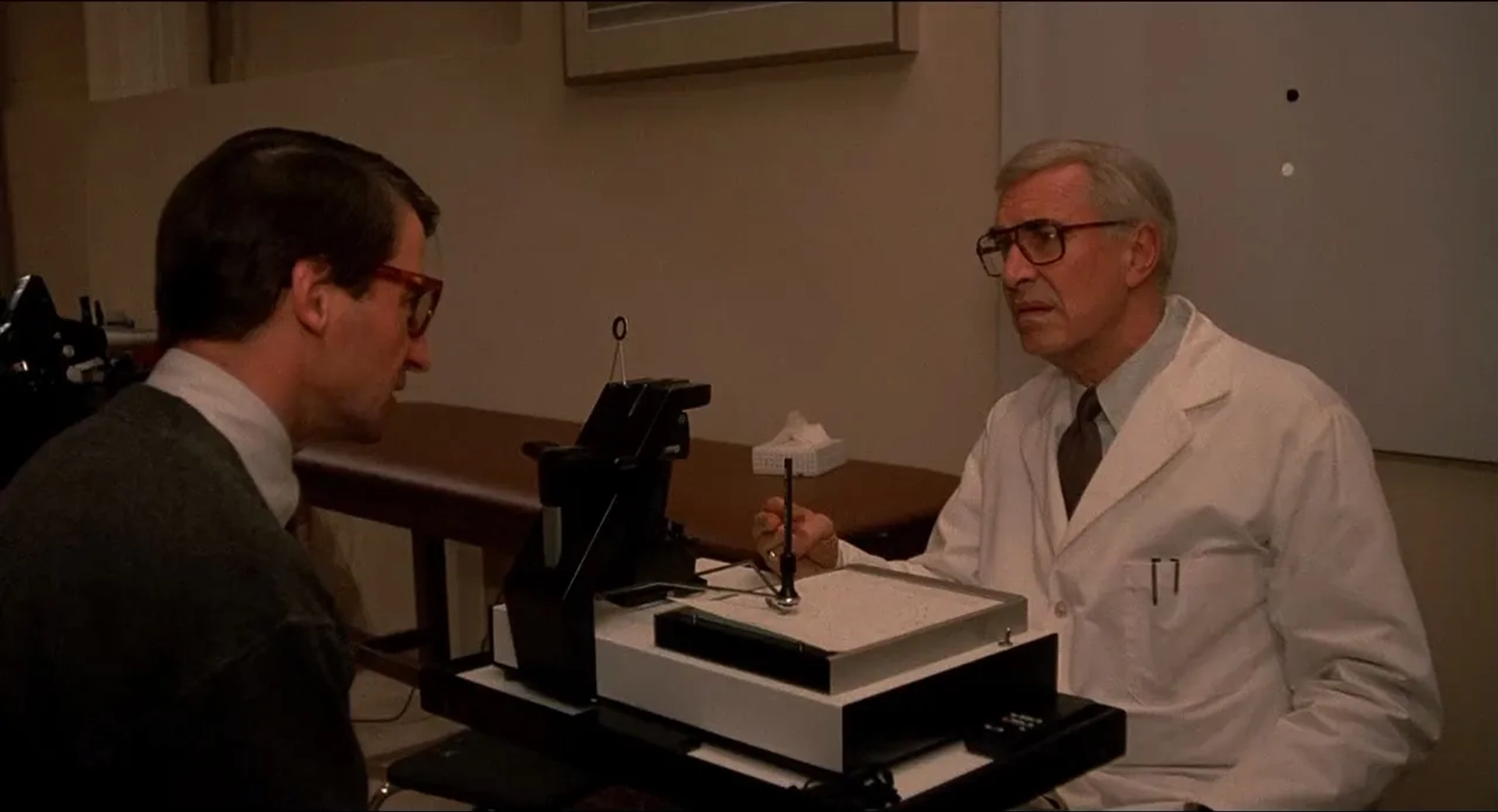 Martin Landau and Sam Waterston in Crimes and Misdemeanors (1989)