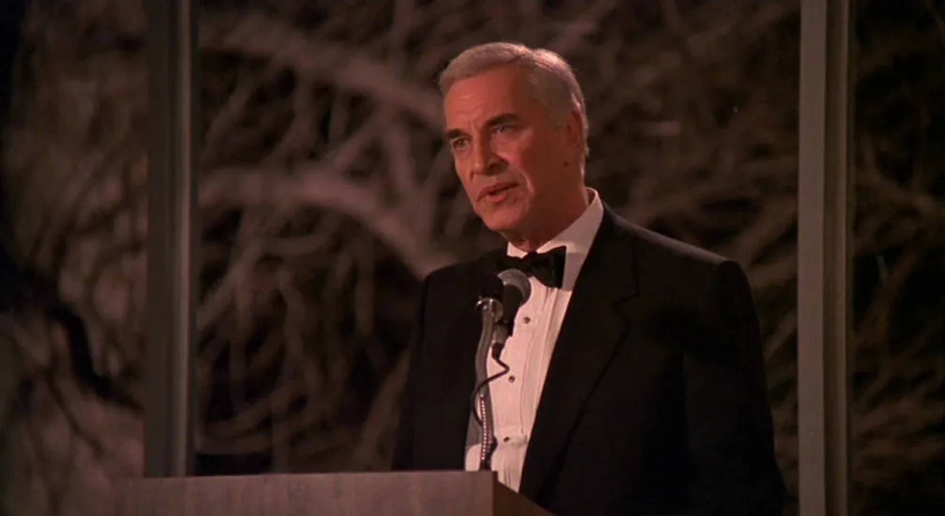 Martin Landau in Crimes and Misdemeanors (1989)