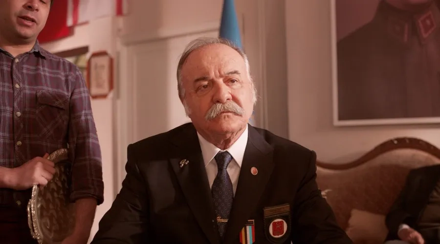 Çetin Tekindor in Ayla: The Daughter of War (2017)