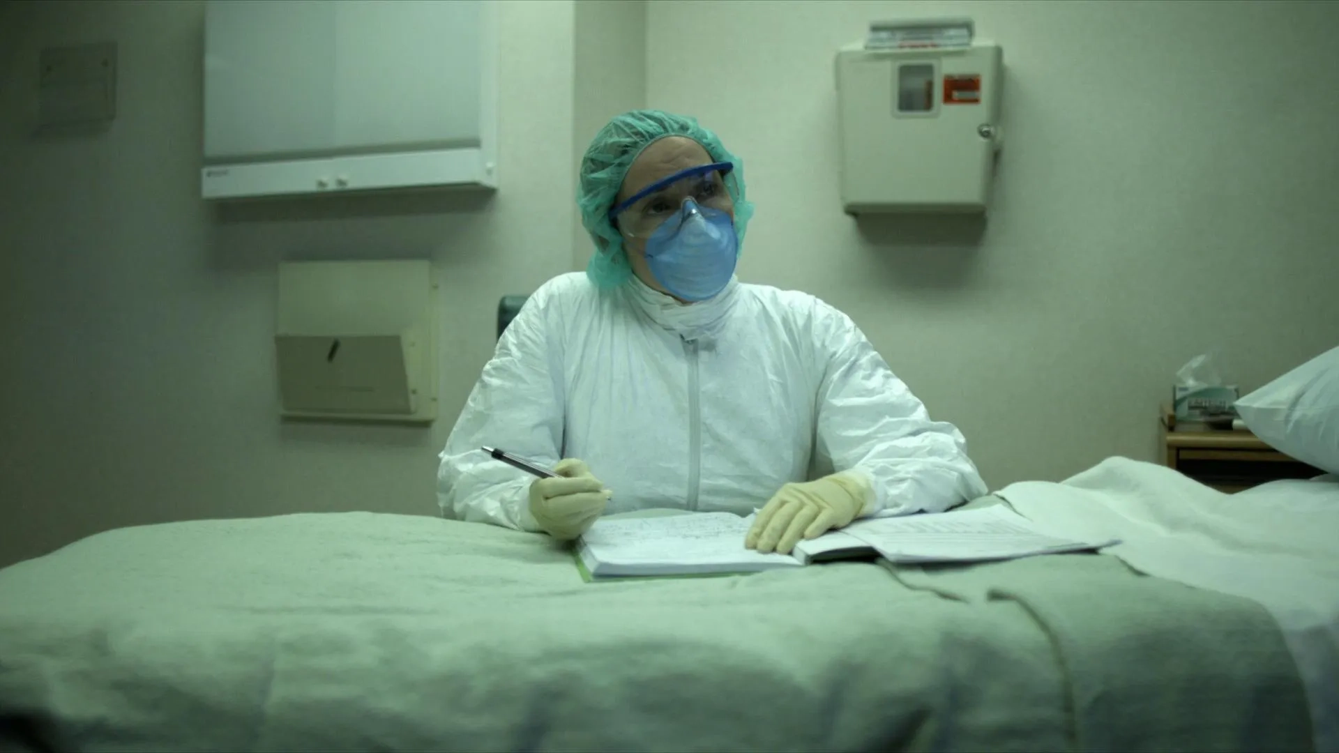 Kate Winslet in Contagion (2011)