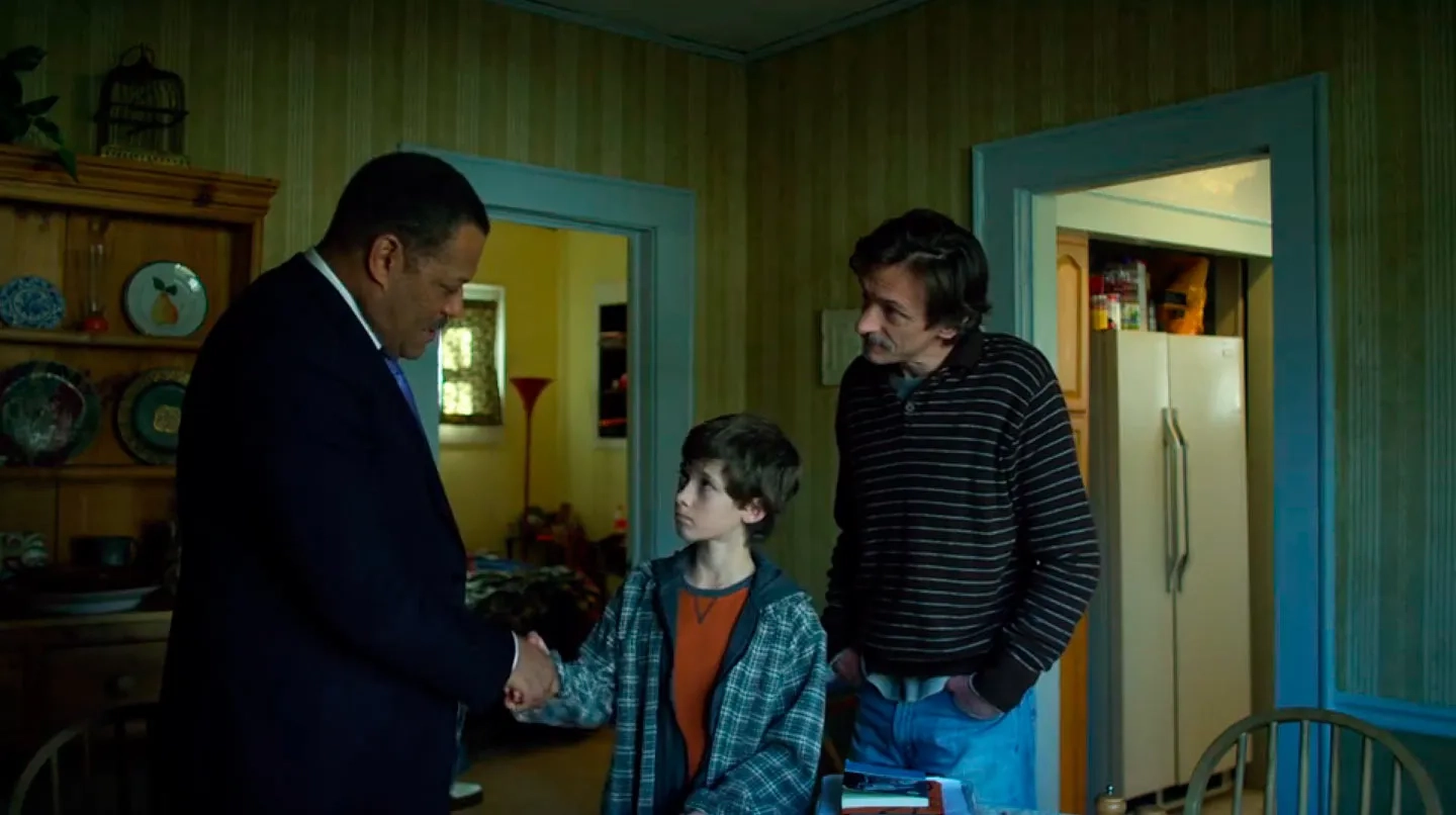 Laurence Fishburne, John Hawkes, and Joshua Seiden in Contagion (2011)