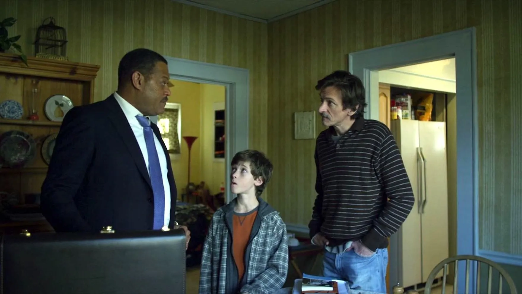 Laurence Fishburne, John Hawkes, and Joshua Seiden in Contagion (2011)
