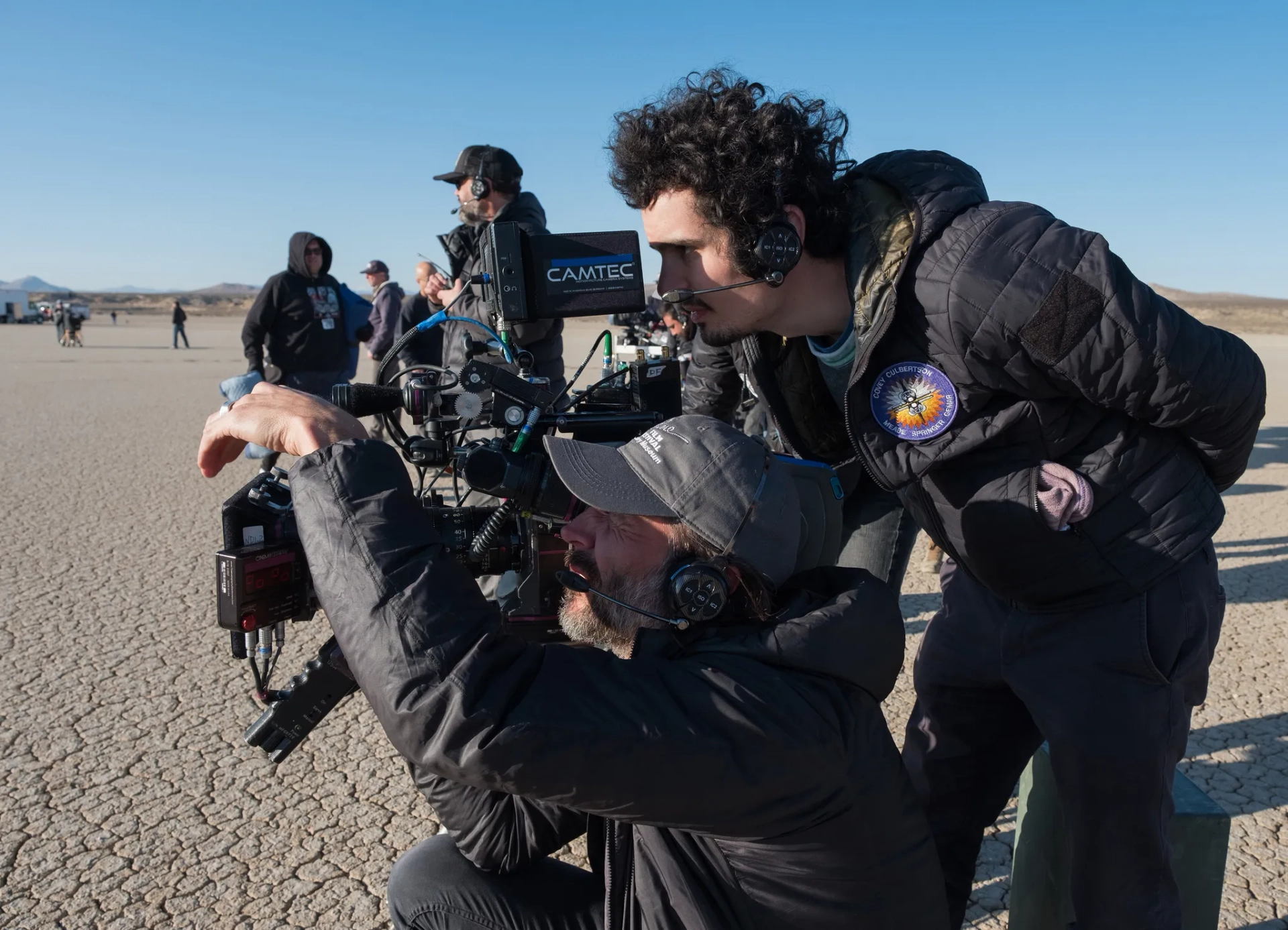 Linus Sandgren and Damien Chazelle in First Man (2018)