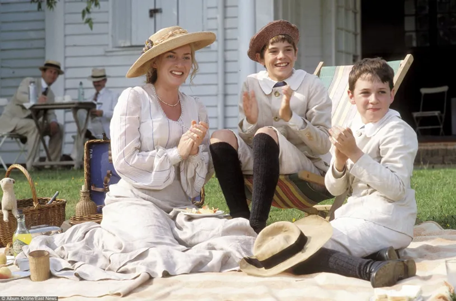 Kate Winslet in Finding Neverland (2004)