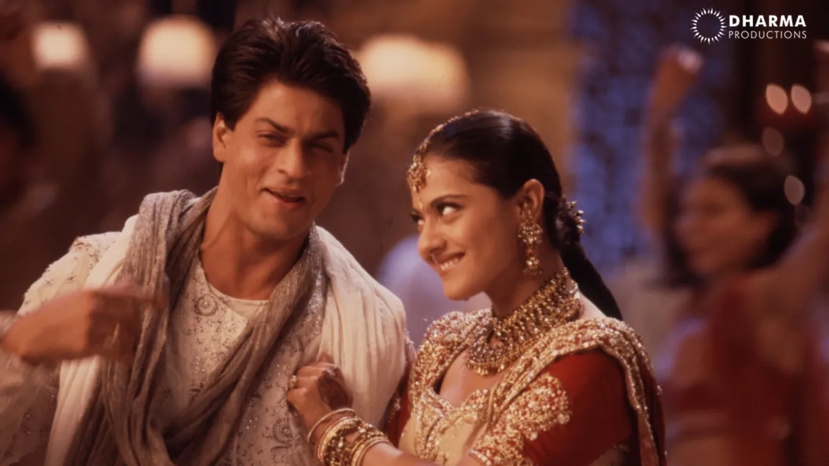 Kajol and Shah Rukh Khan in Kabhi Khushi Kabhie Gham... (2001)