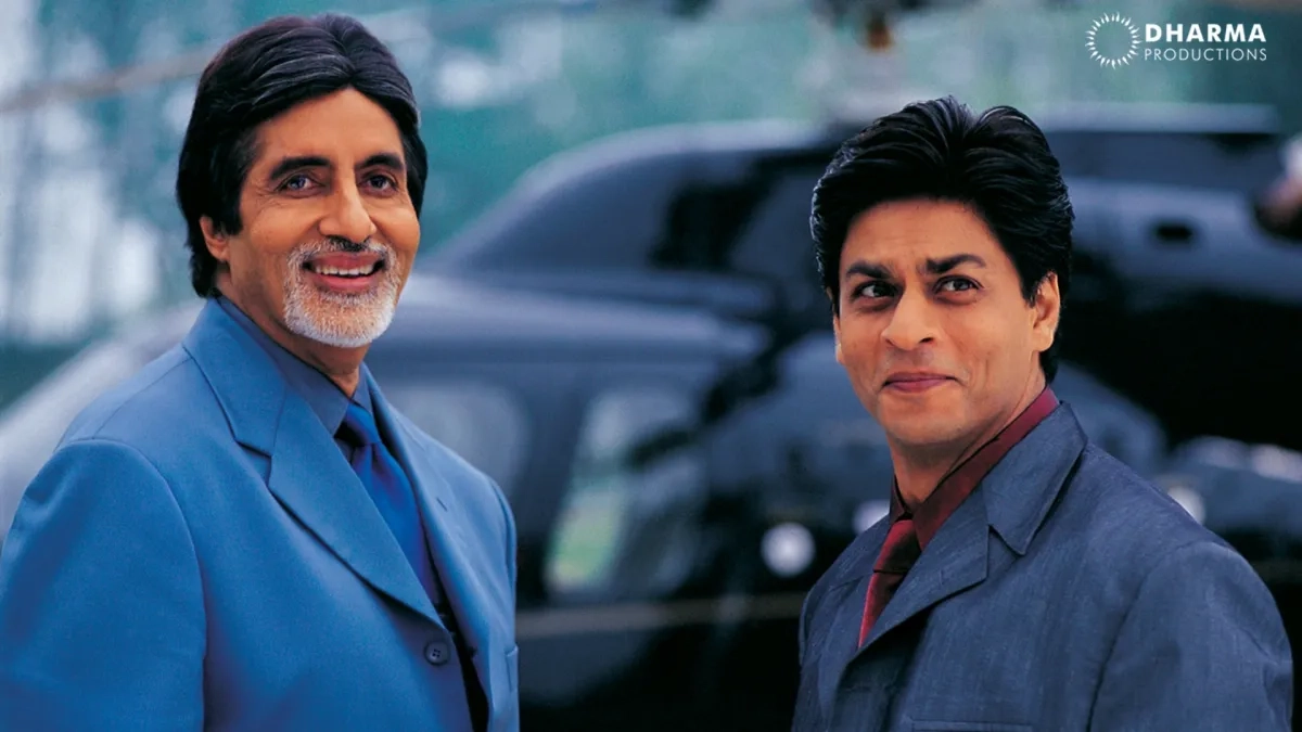 Amitabh Bachchan and Shah Rukh Khan in Kabhi Khushi Kabhie Gham... (2001)