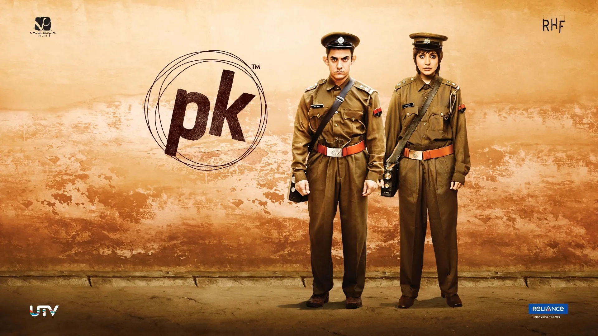 Aamir Khan and Anushka Sharma in PK (2014)